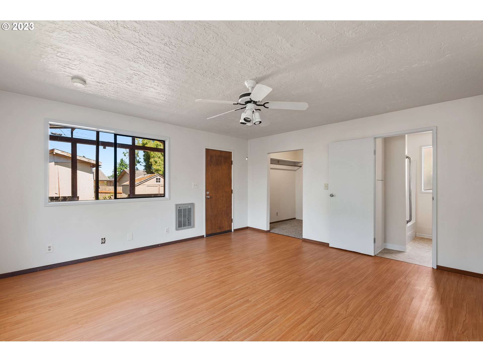 229 25TH AVE