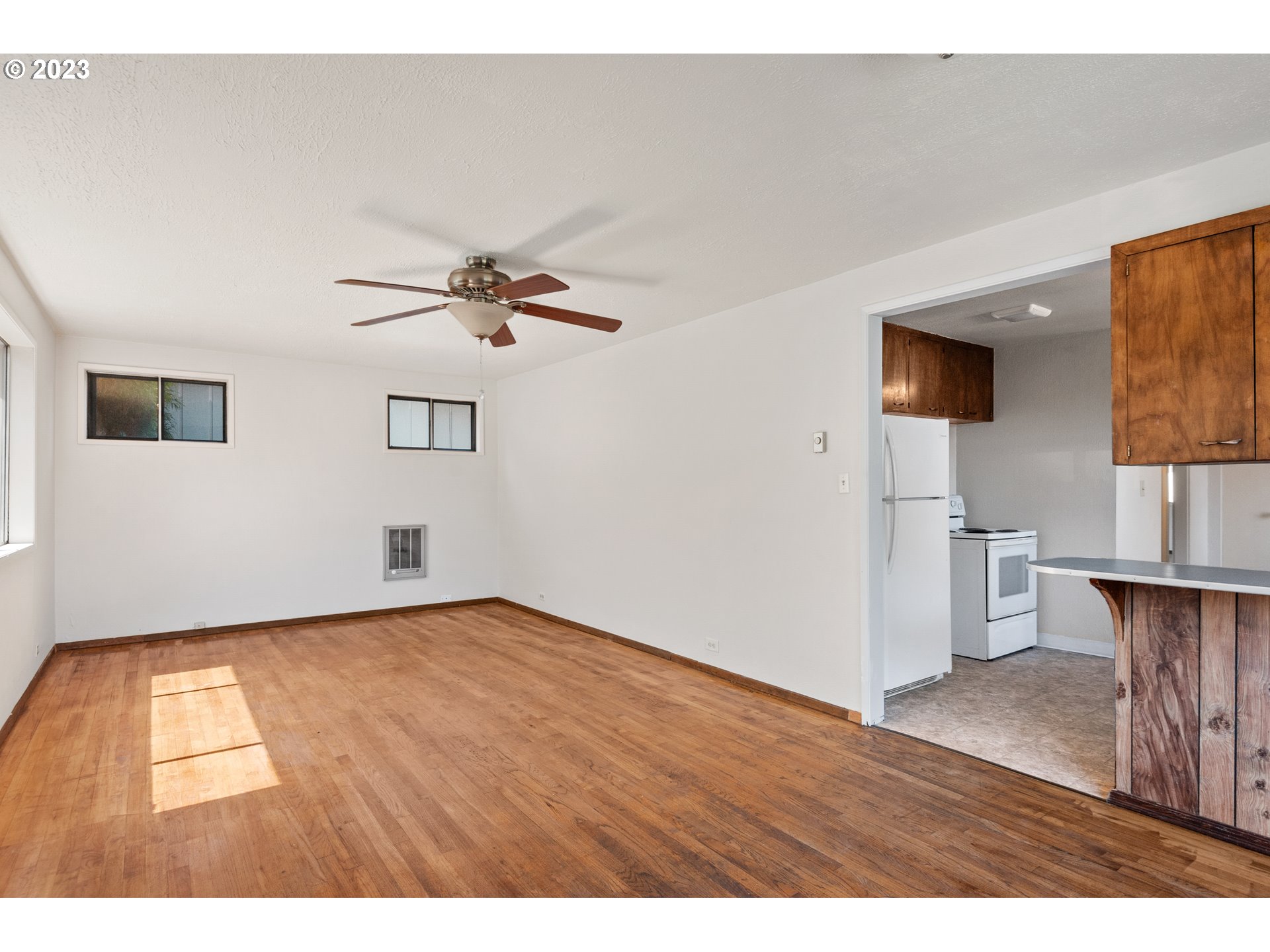 229 25TH AVE