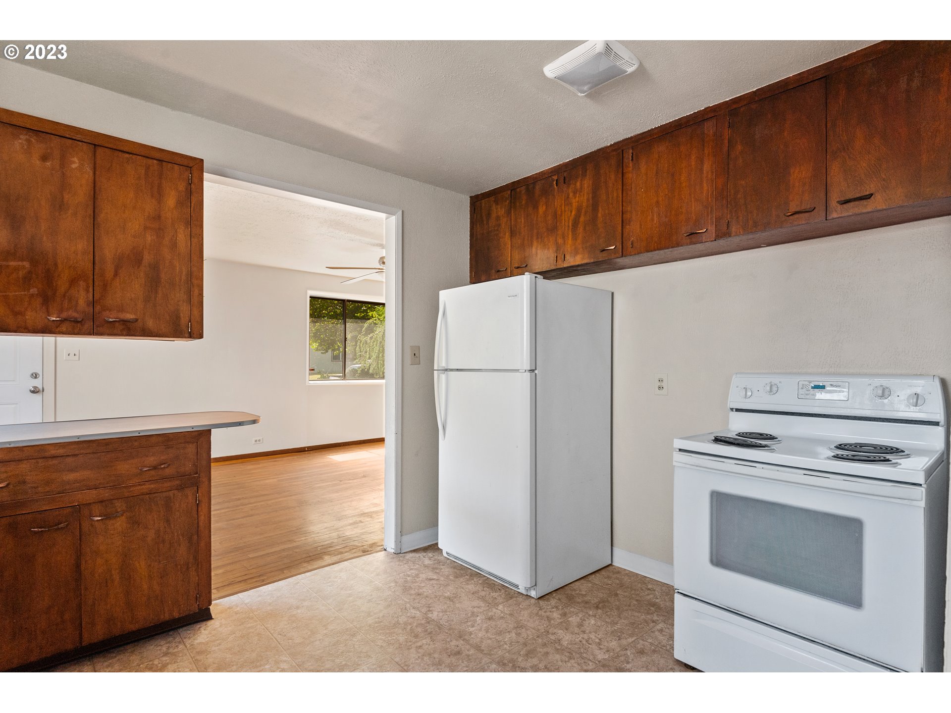 229 25TH AVE