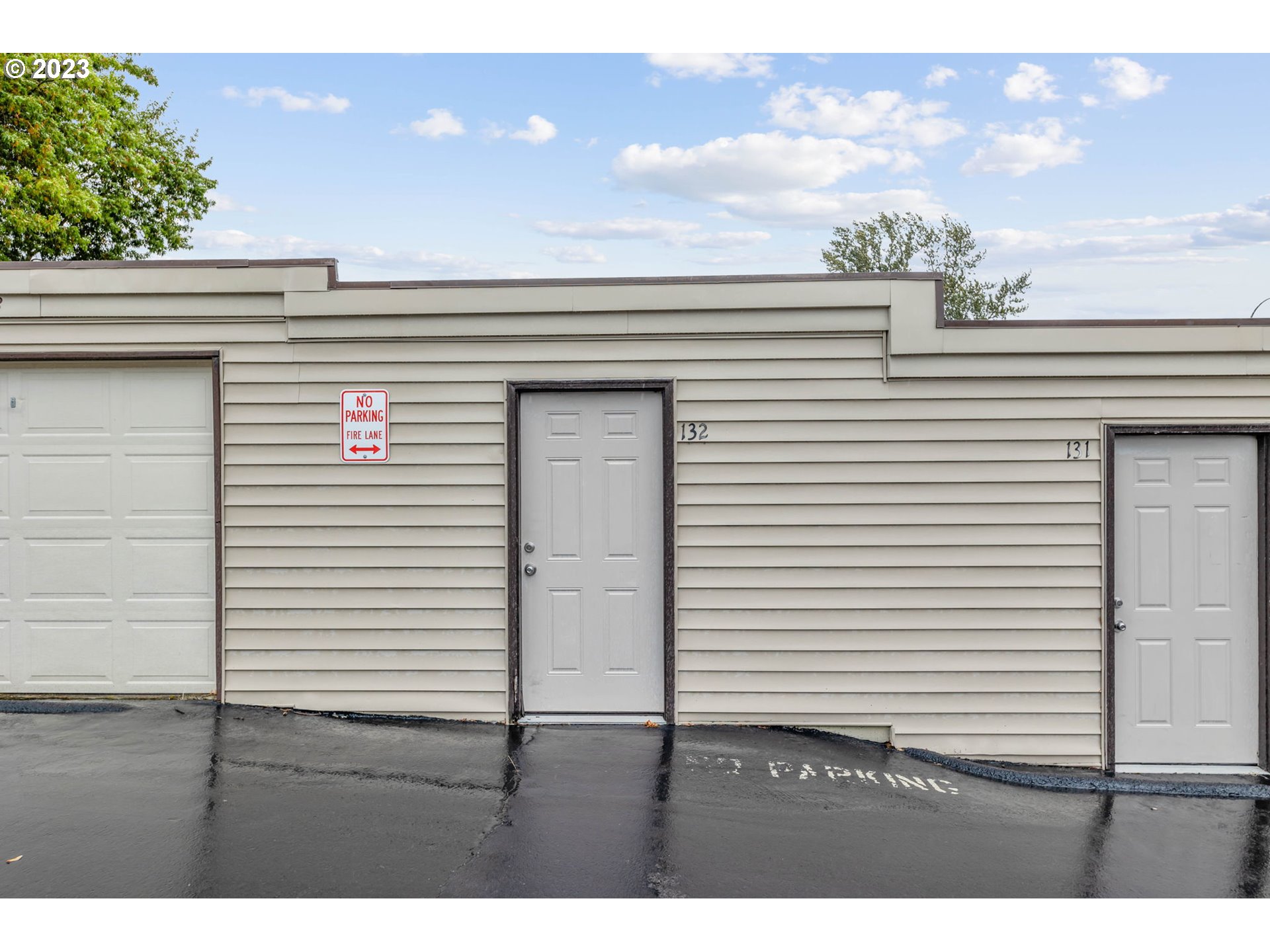 200 SW FLORENCE AVE I-11