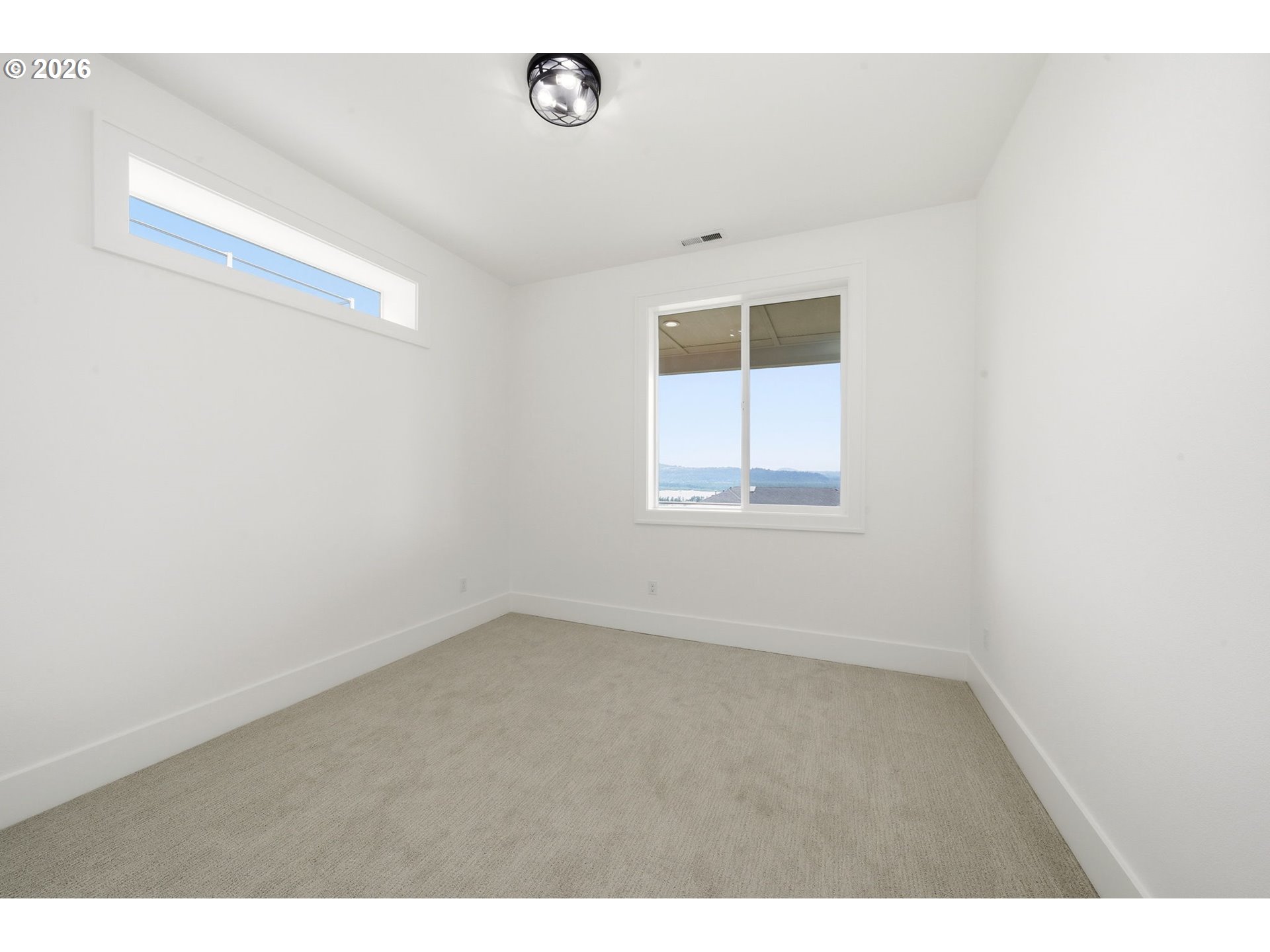727 W ALDER CT