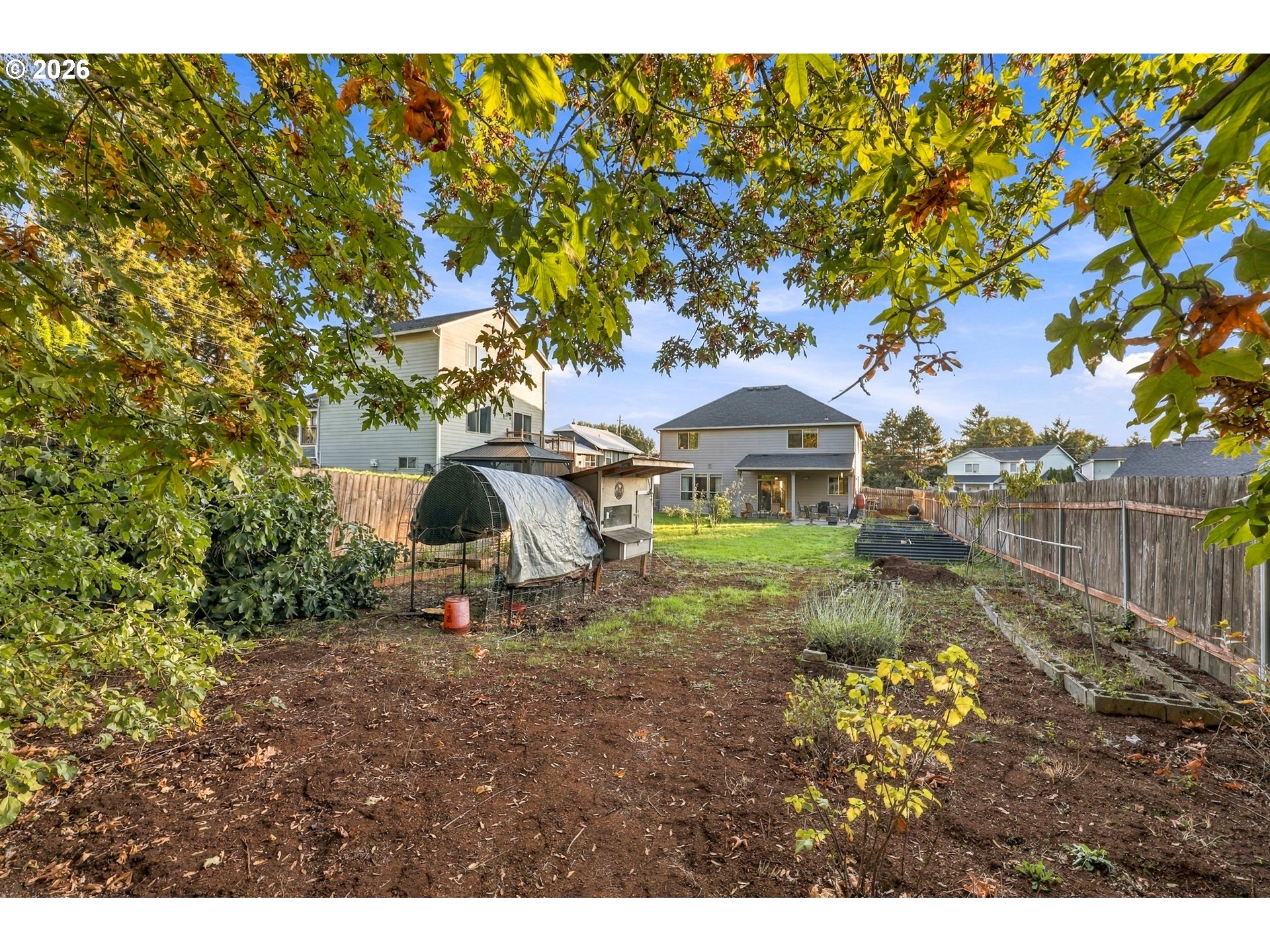 636 SW SIERRA ST