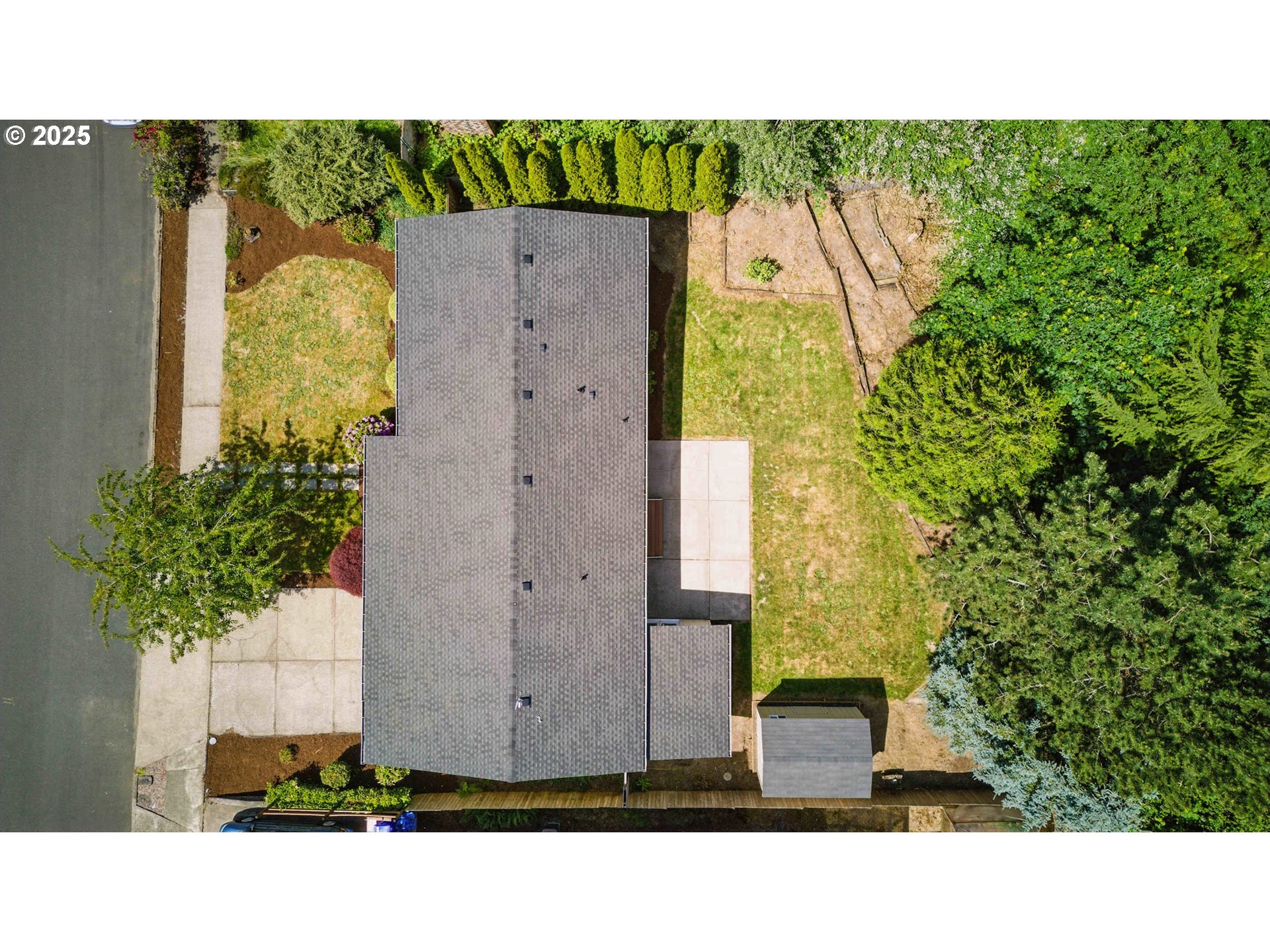 424 SE BARNES AVE