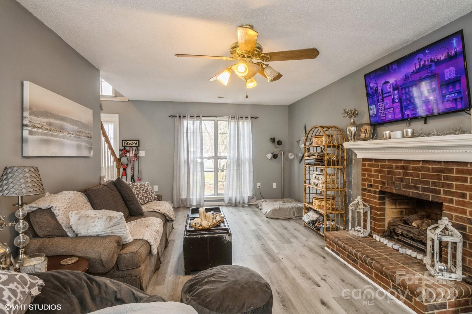 3500 Cedar Springs Drive SW
