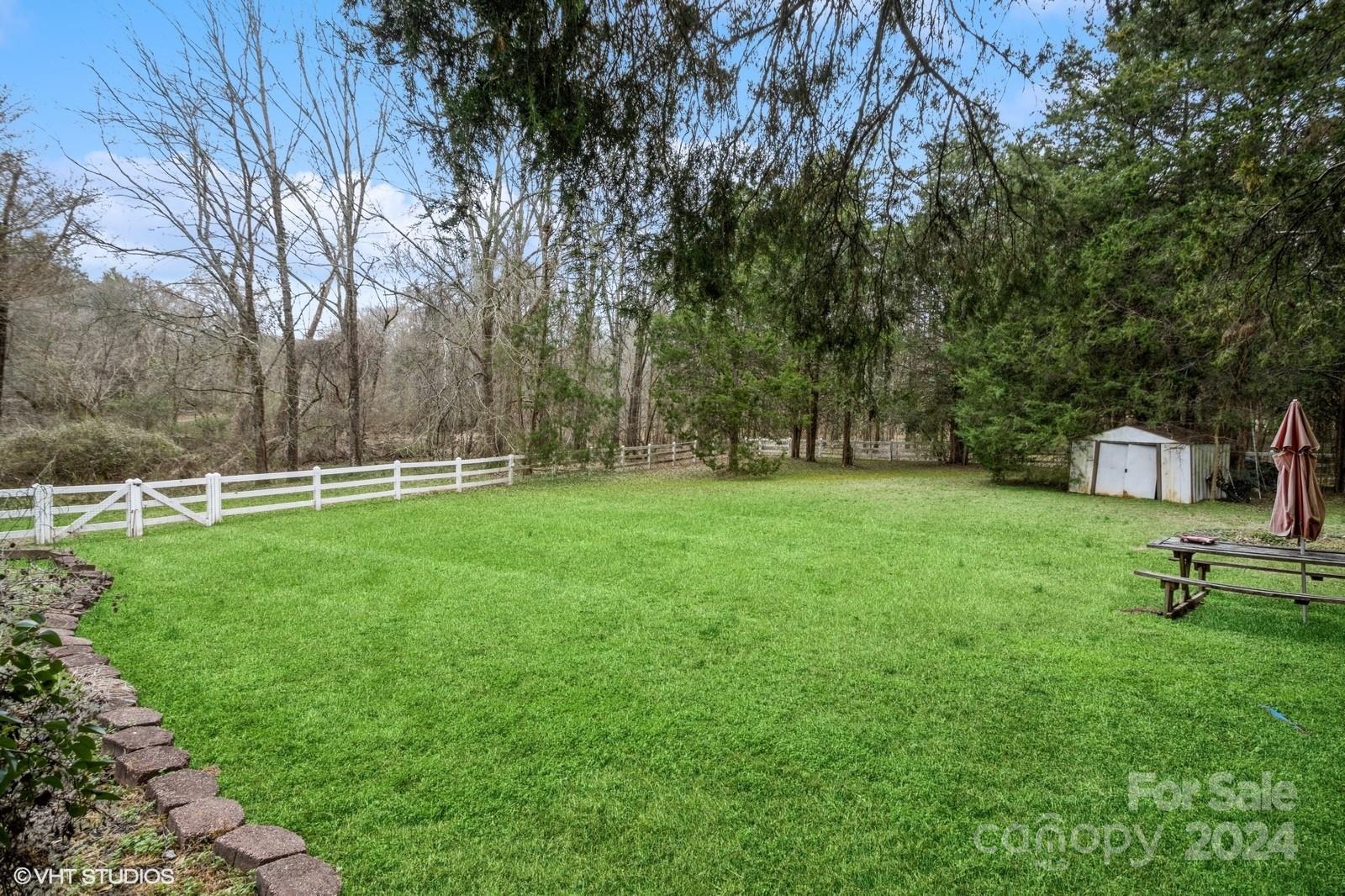 3500 Cedar Springs Drive SW