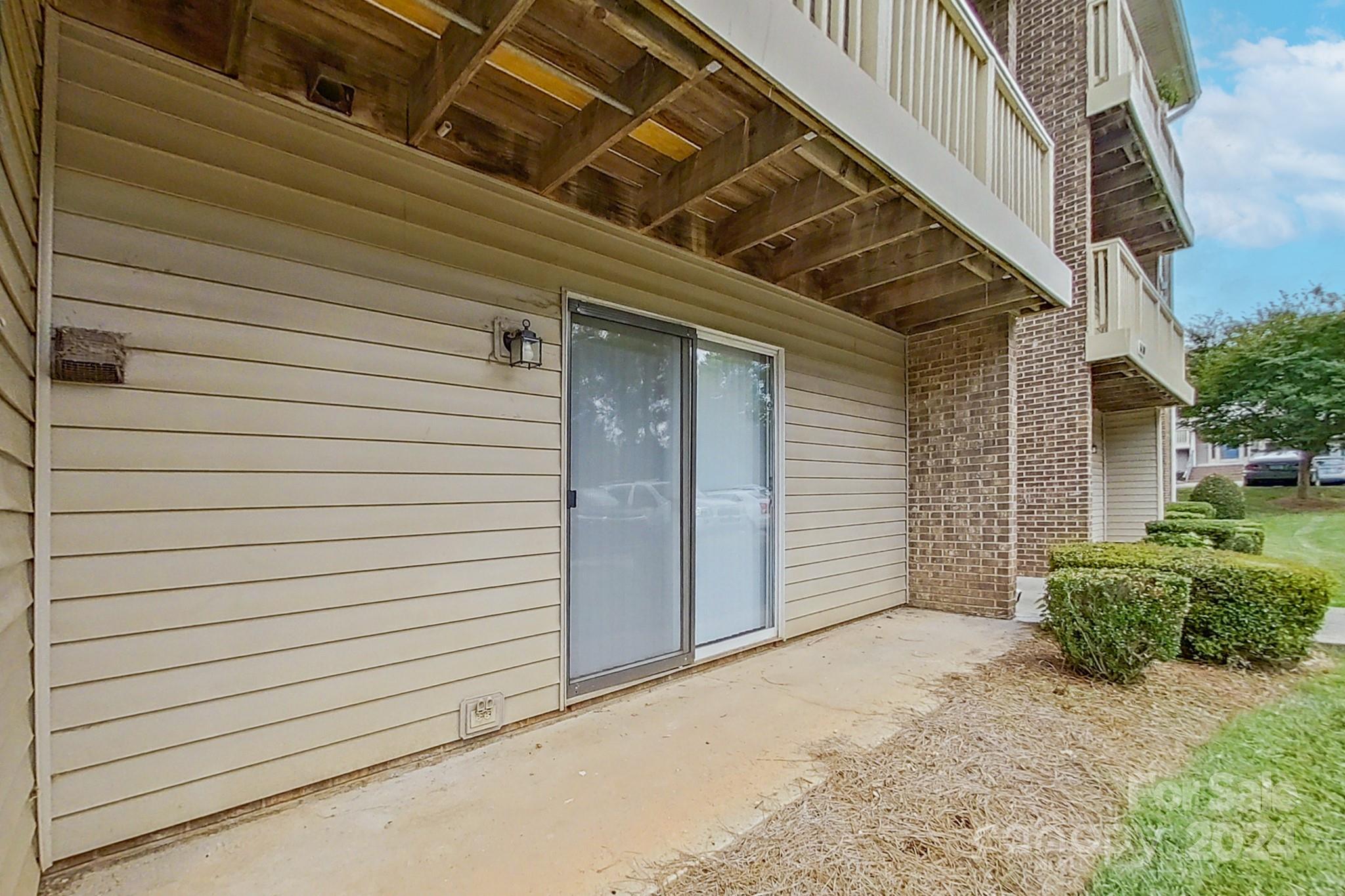 1620 Arlyn Circle Unit: A