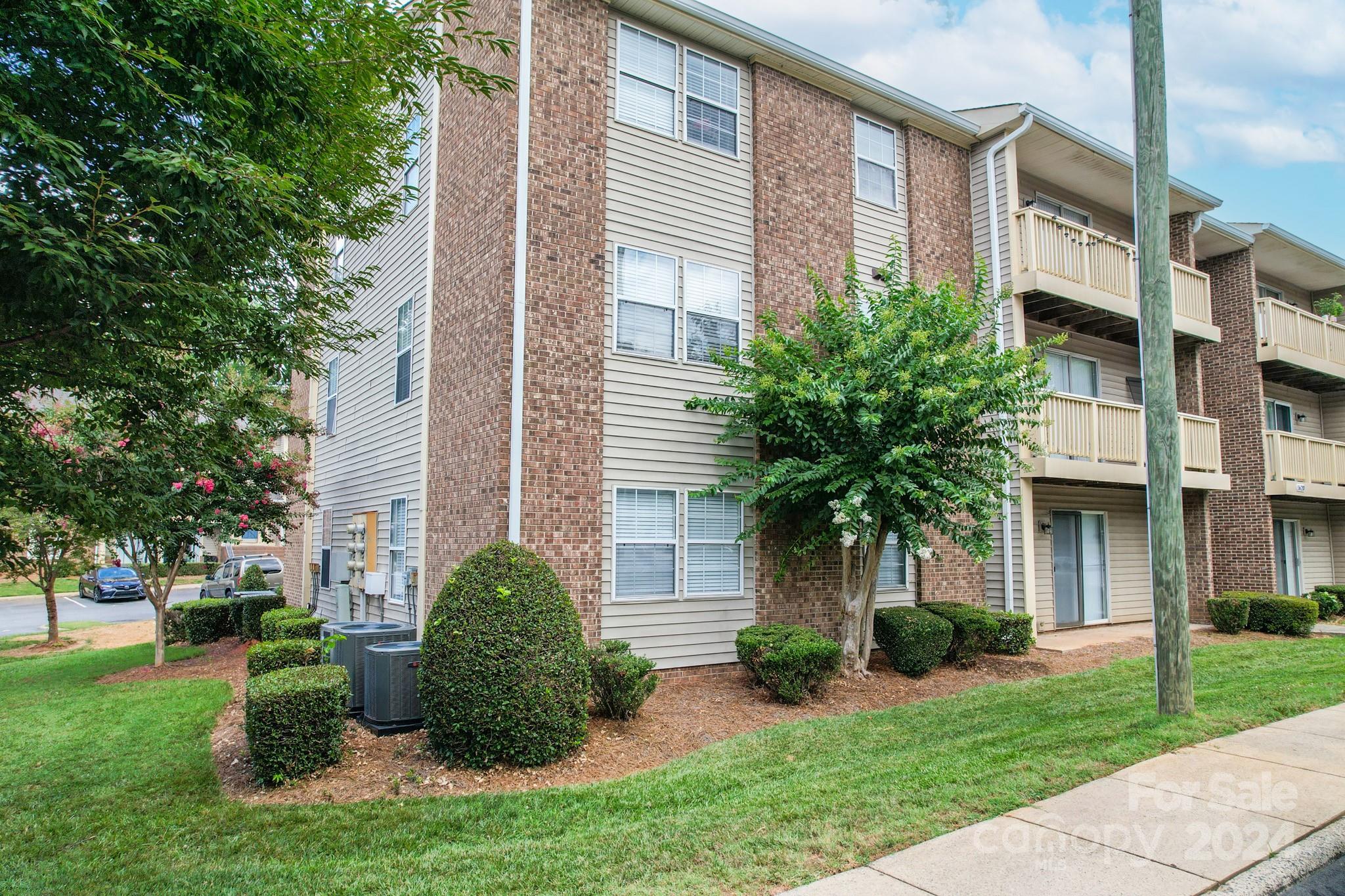 1620 Arlyn Circle Unit: A