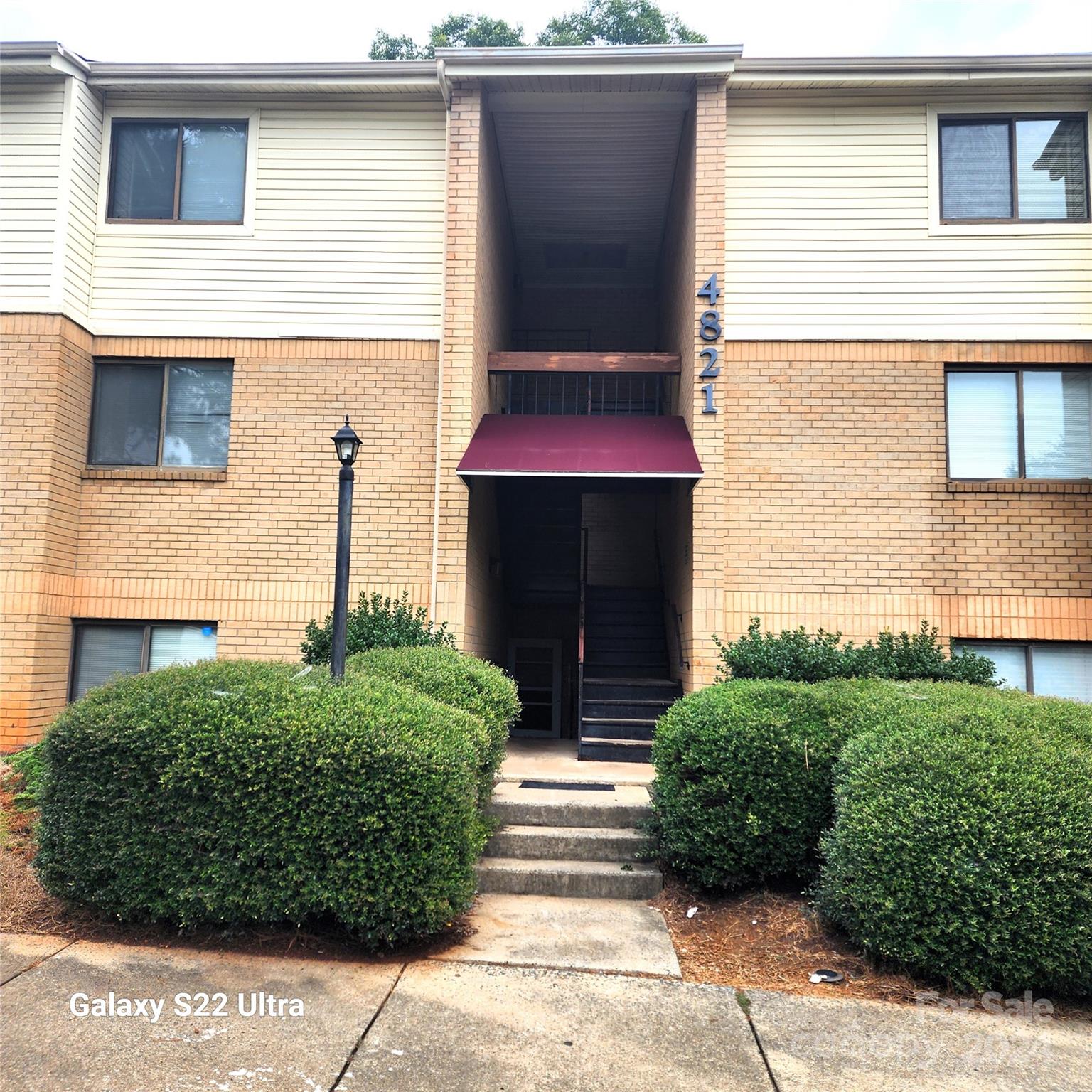 4821 Spring Lake Drive Unit: C