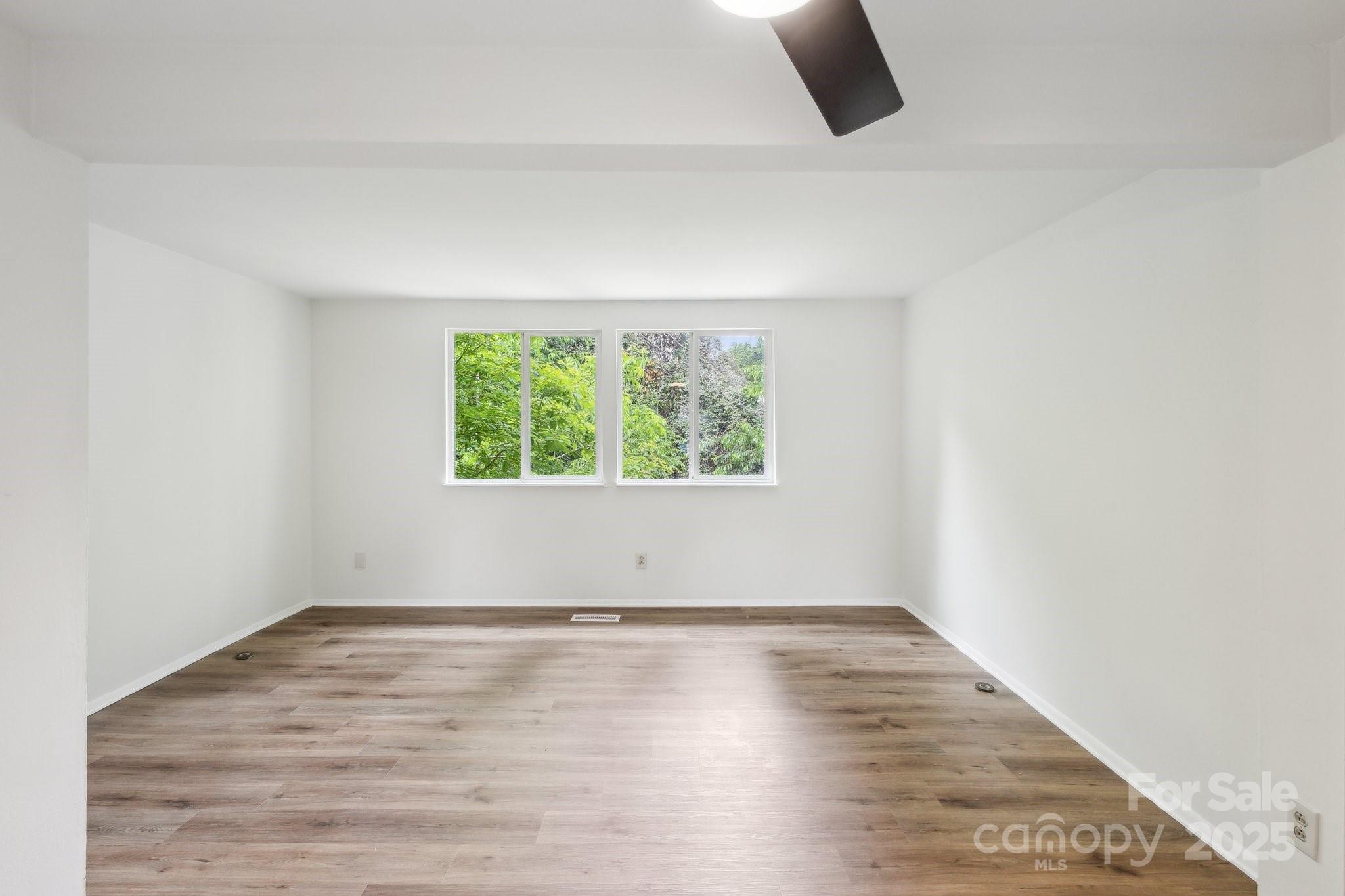 9424 Lexington Circle Unit: F