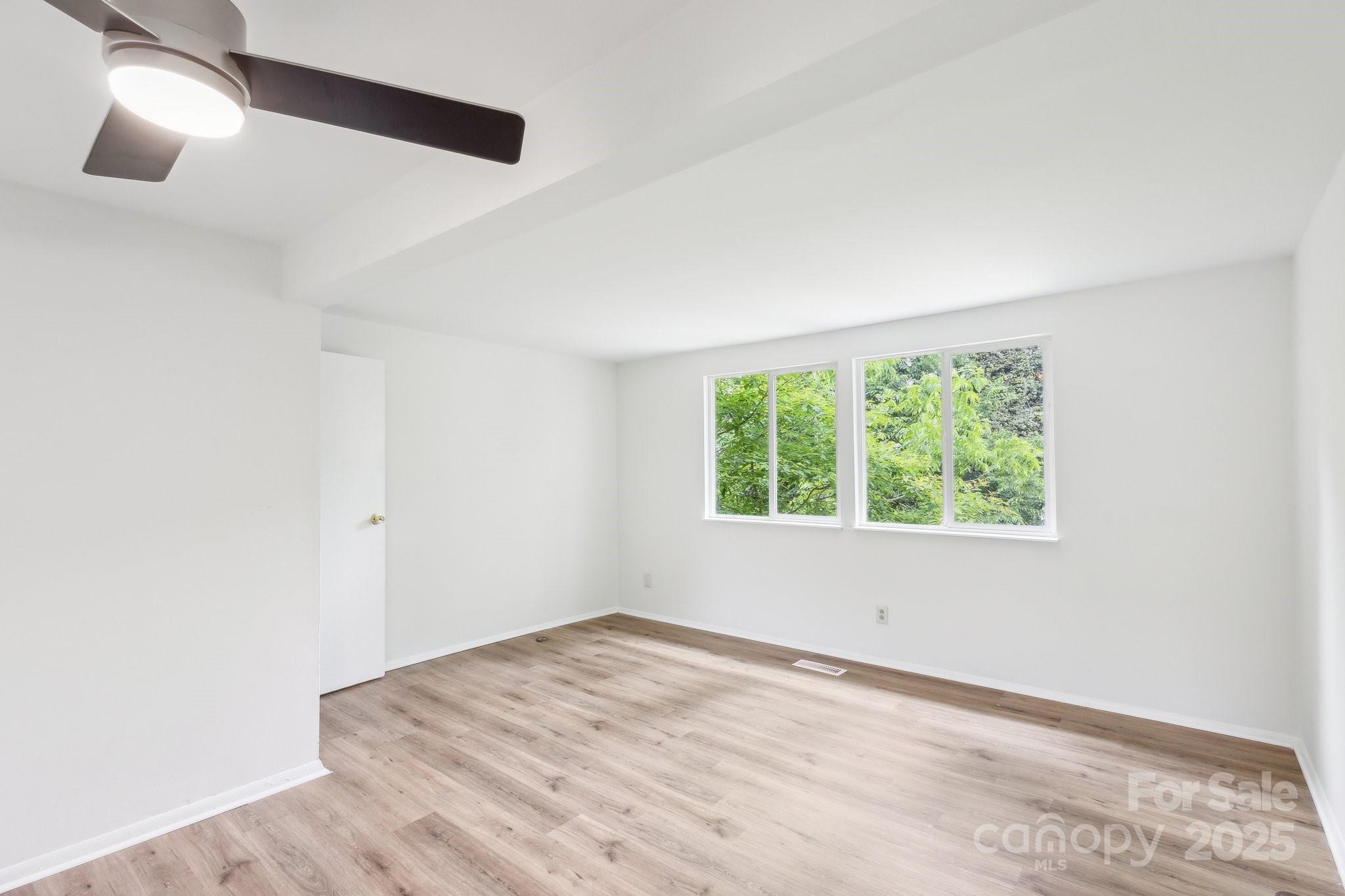 9424 Lexington Circle Unit: F