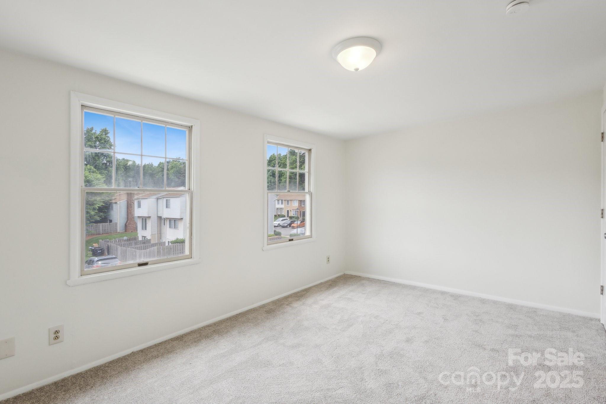 9424 Lexington Circle Unit: F