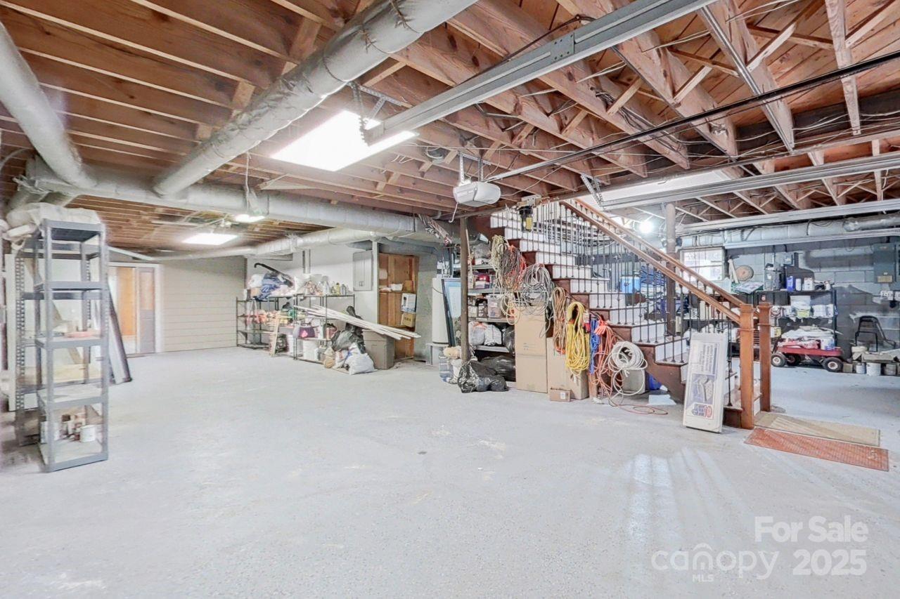 206 N Trexler Avenue