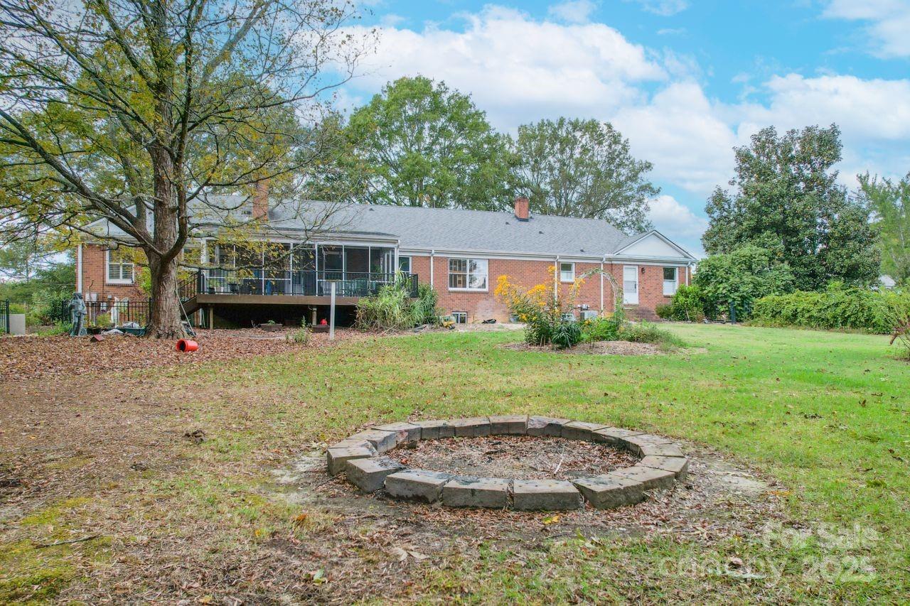 206 N Trexler Avenue