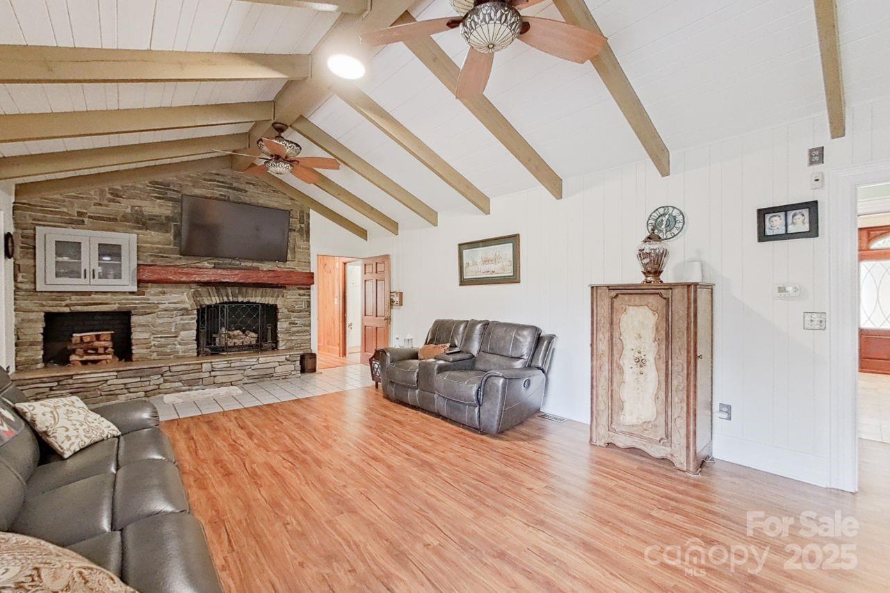 206 N Trexler Avenue