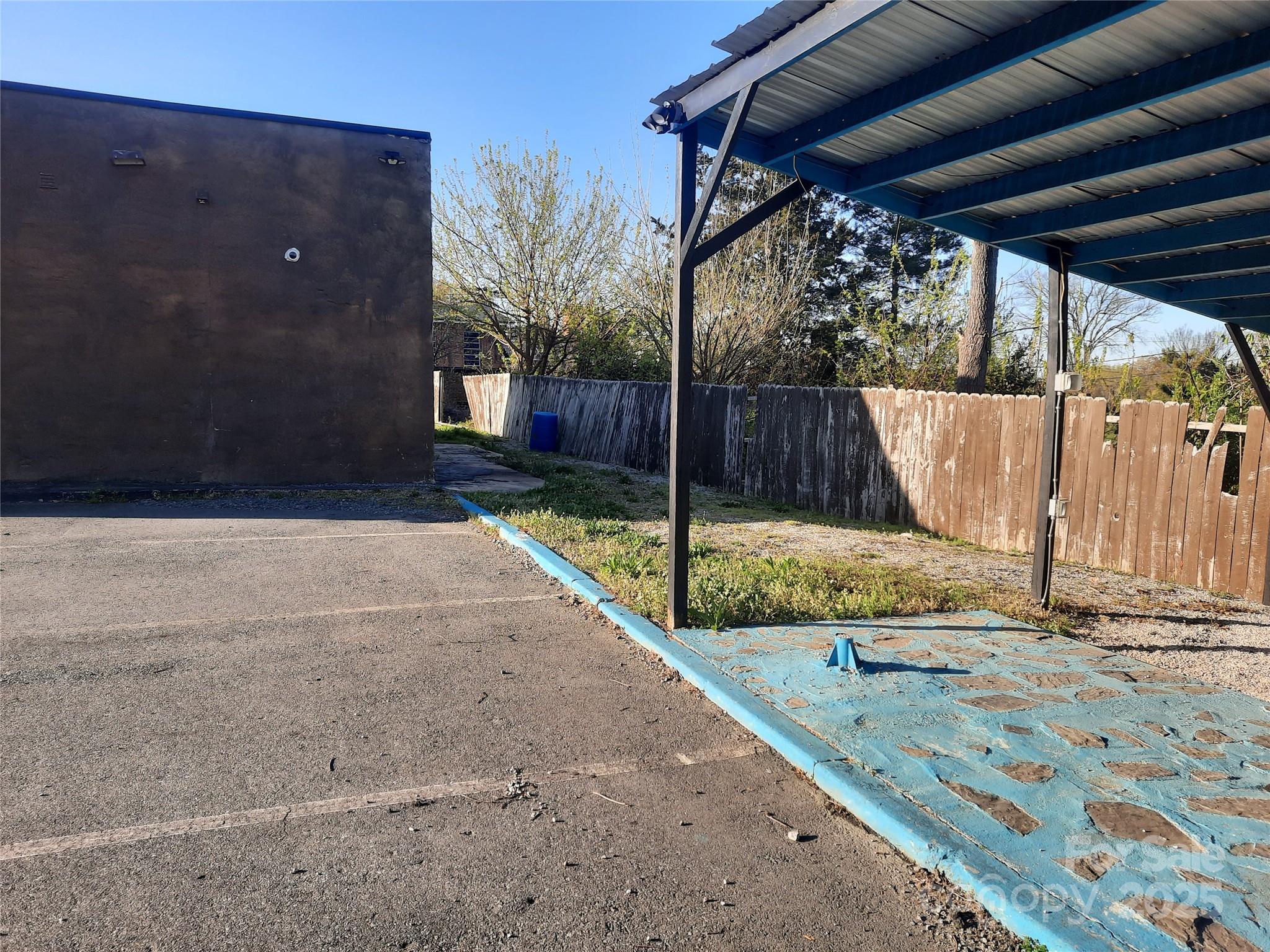 2317 Statesville Avenue