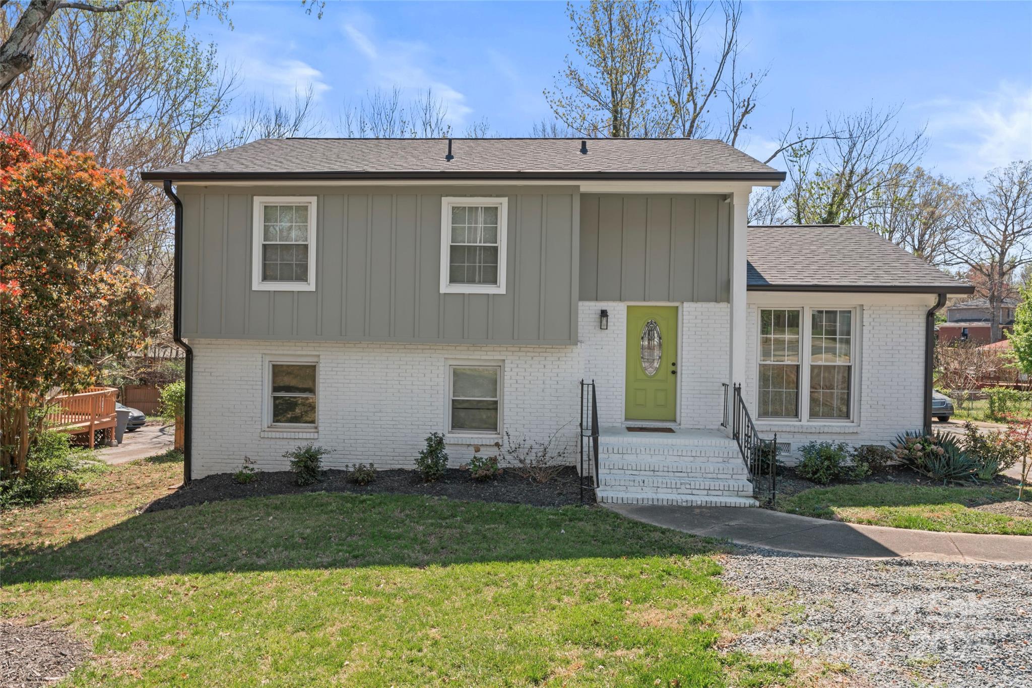 6914 Idlewild Road