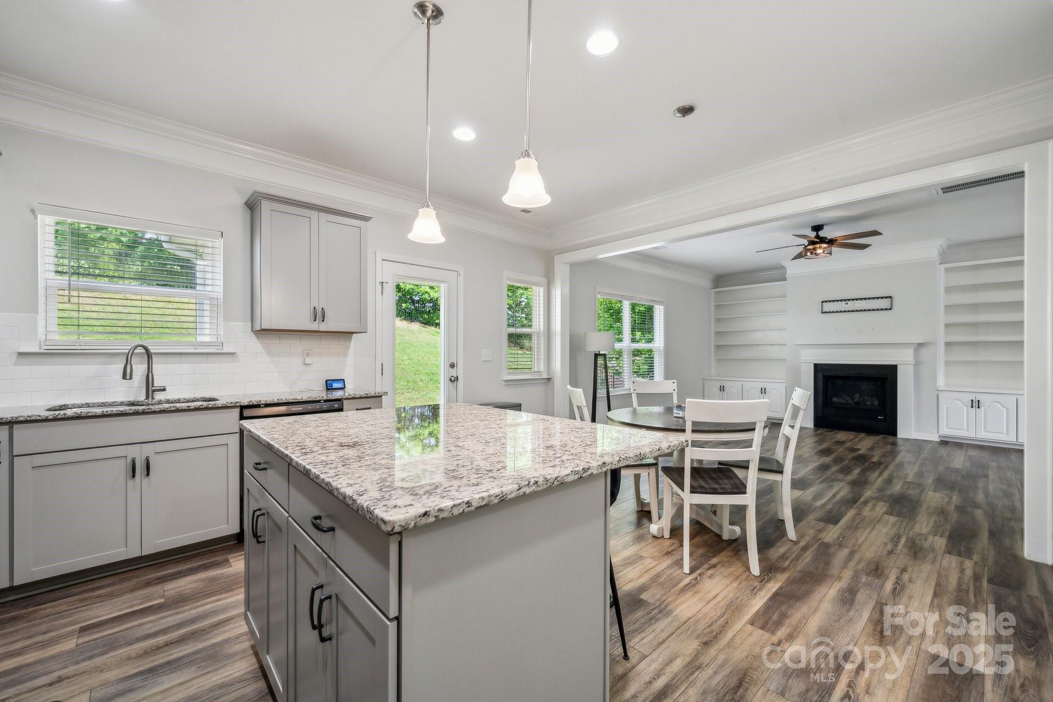 117 Cramerton Mills Parkway