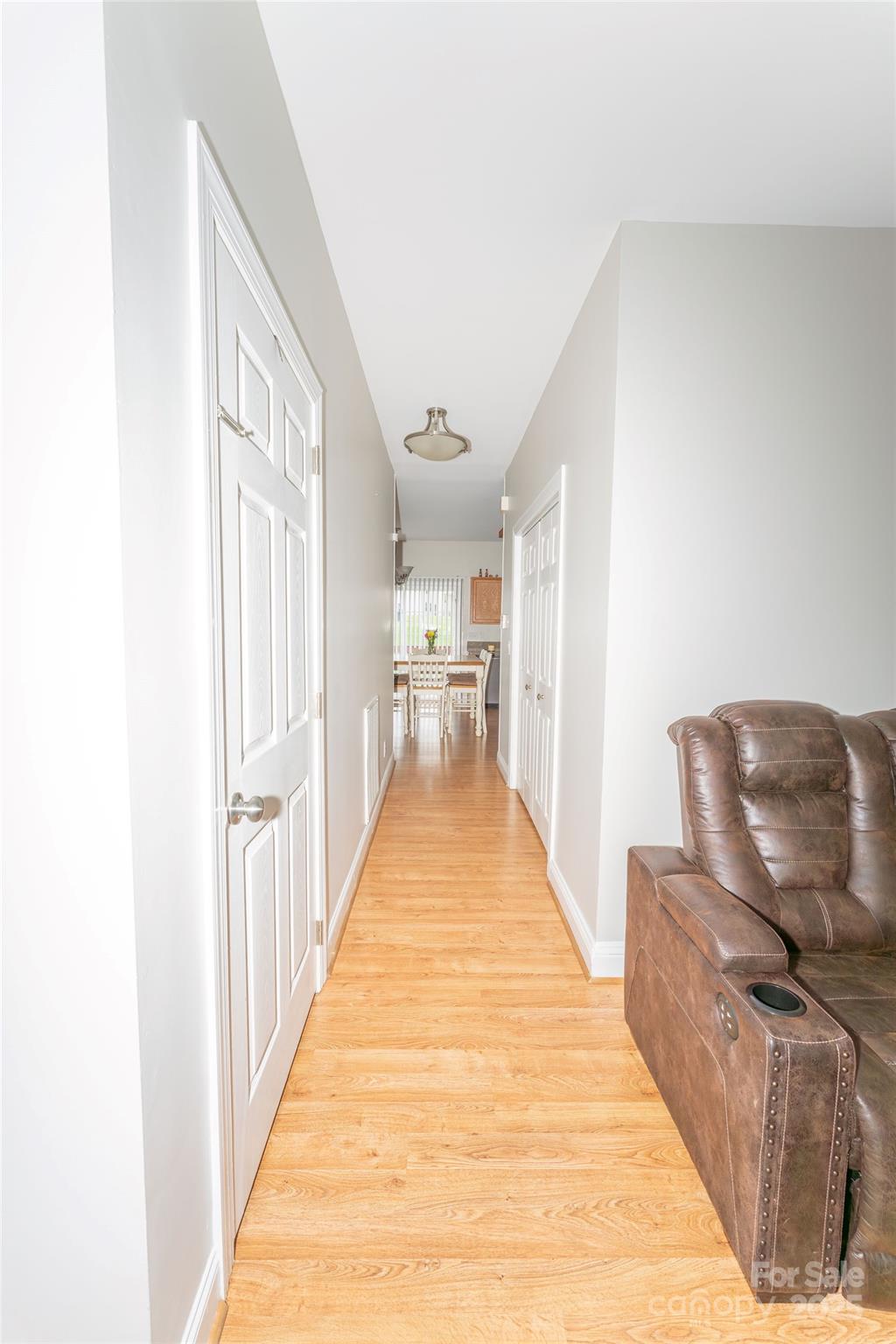 1556 Berkshire Drive