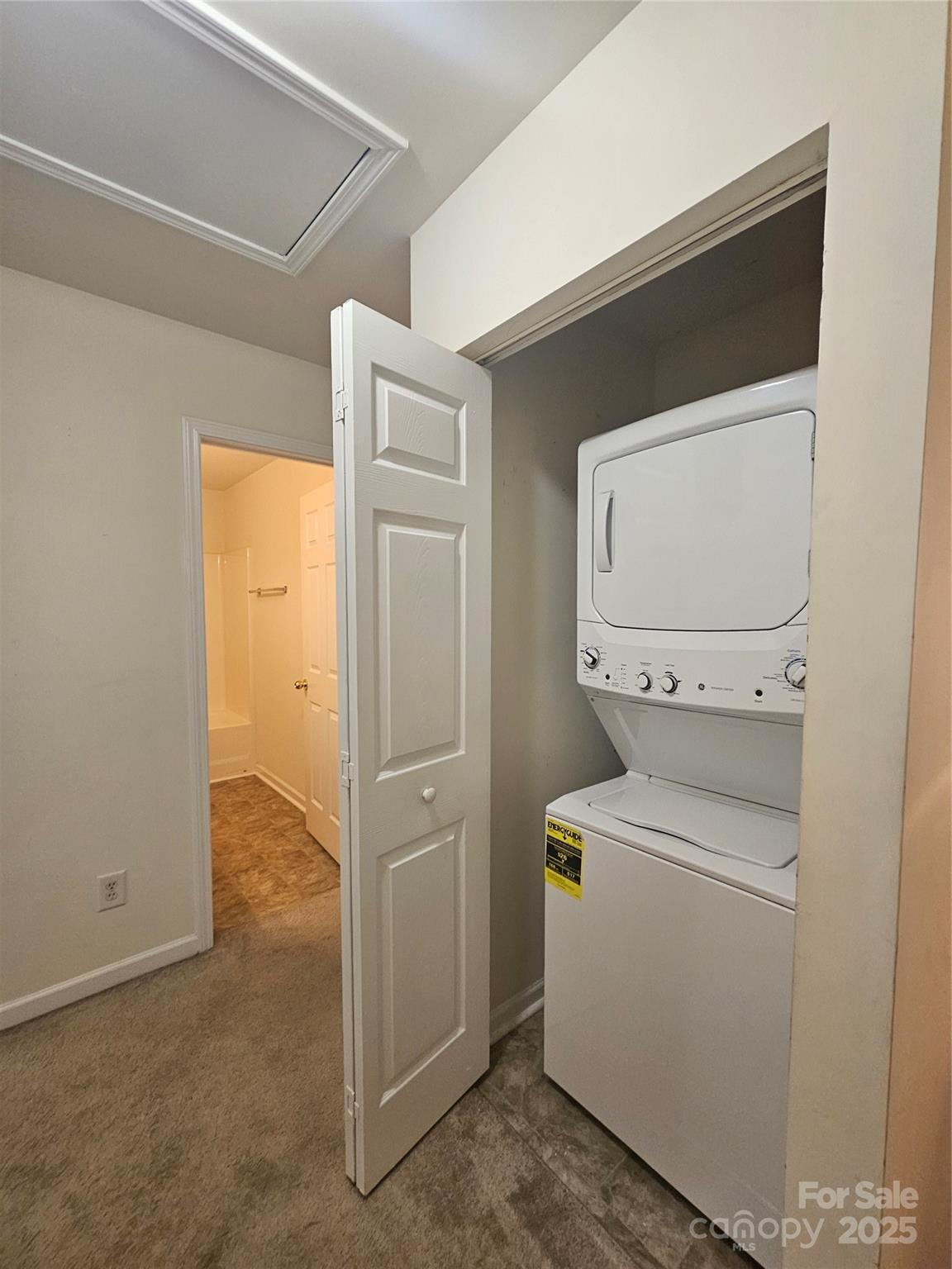 8641 Wandering Creek Way