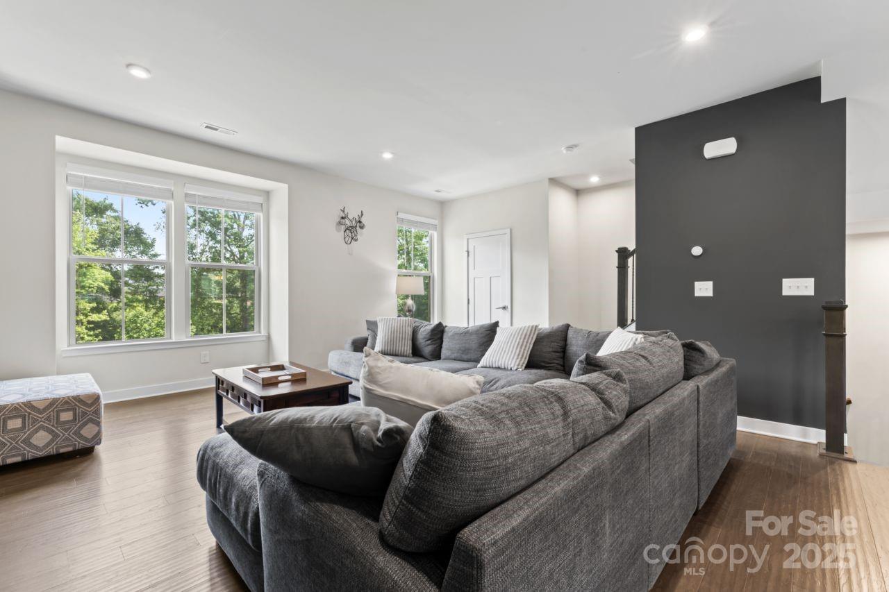 3003 Salix Bend Drive