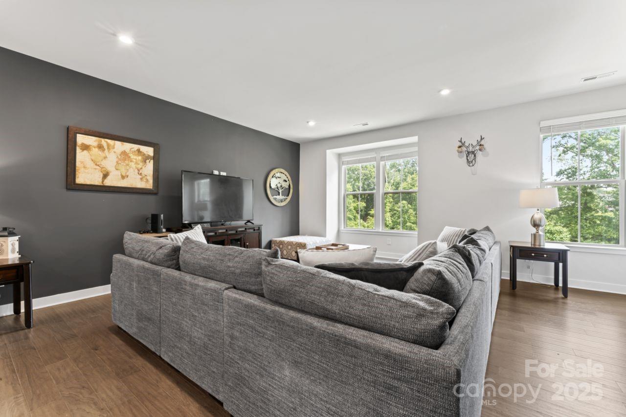 3003 Salix Bend Drive