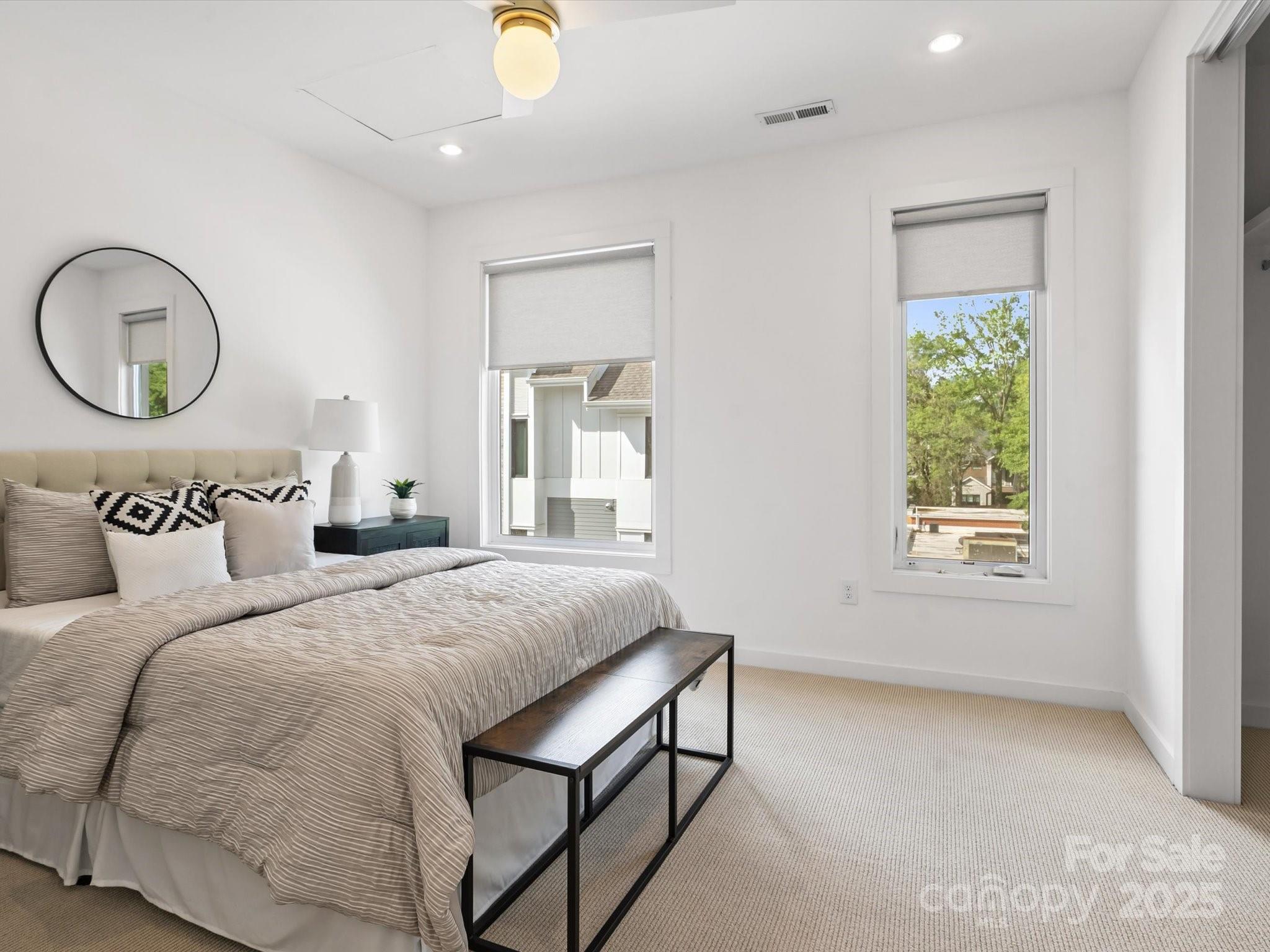 2653 Shenandoah Avenue