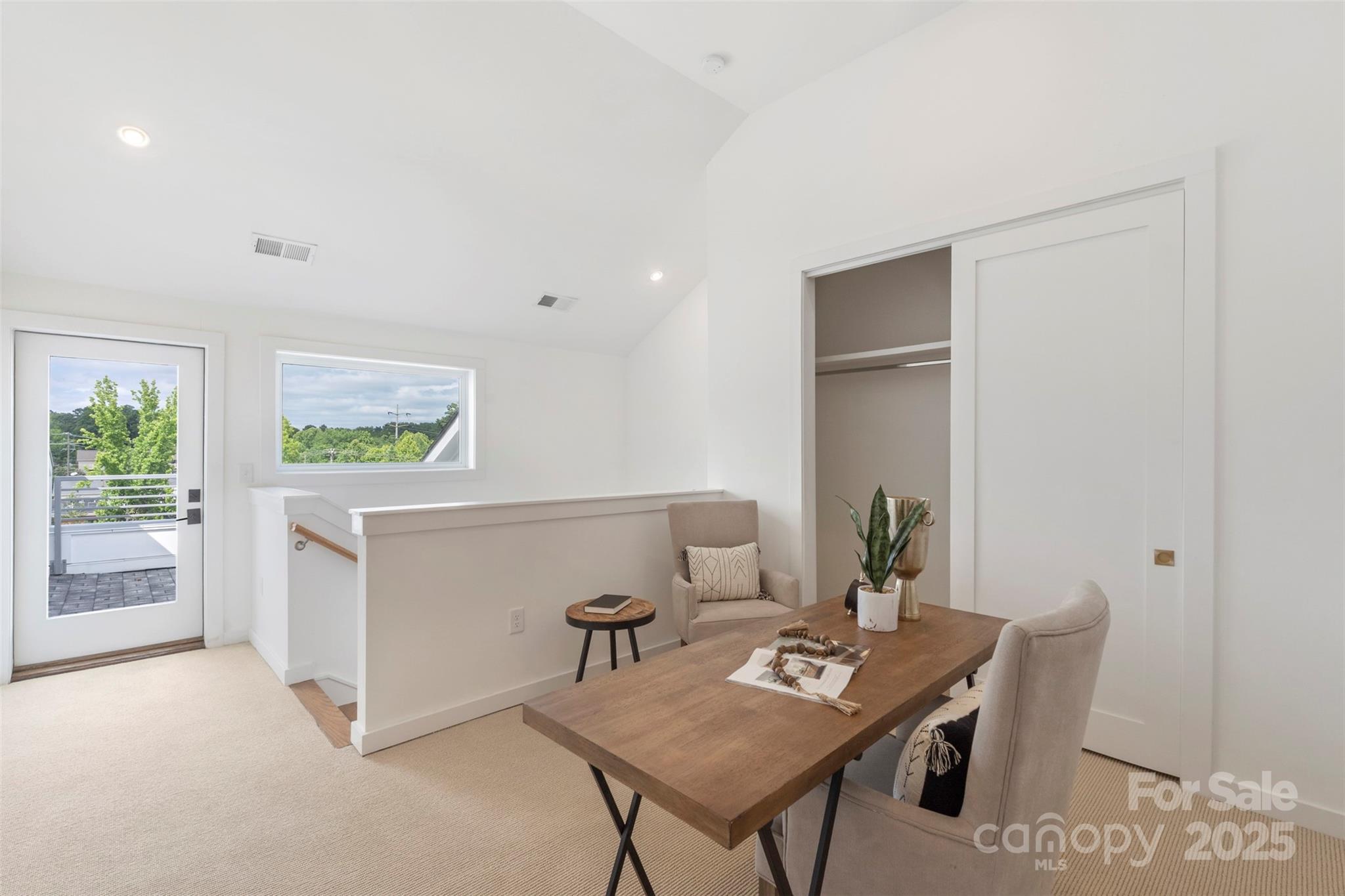 2653 Shenandoah Avenue