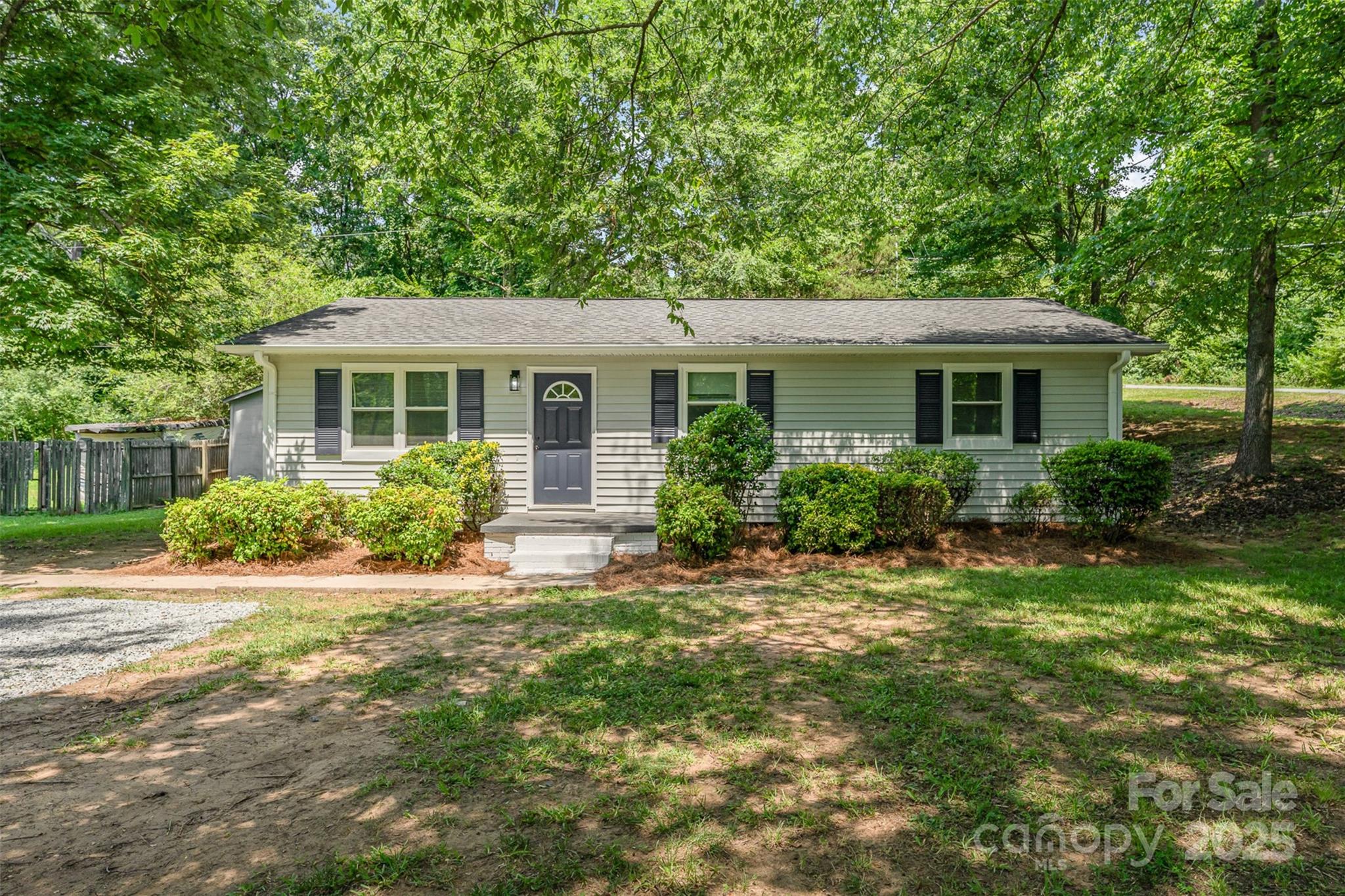 3724 Patricia Drive NW