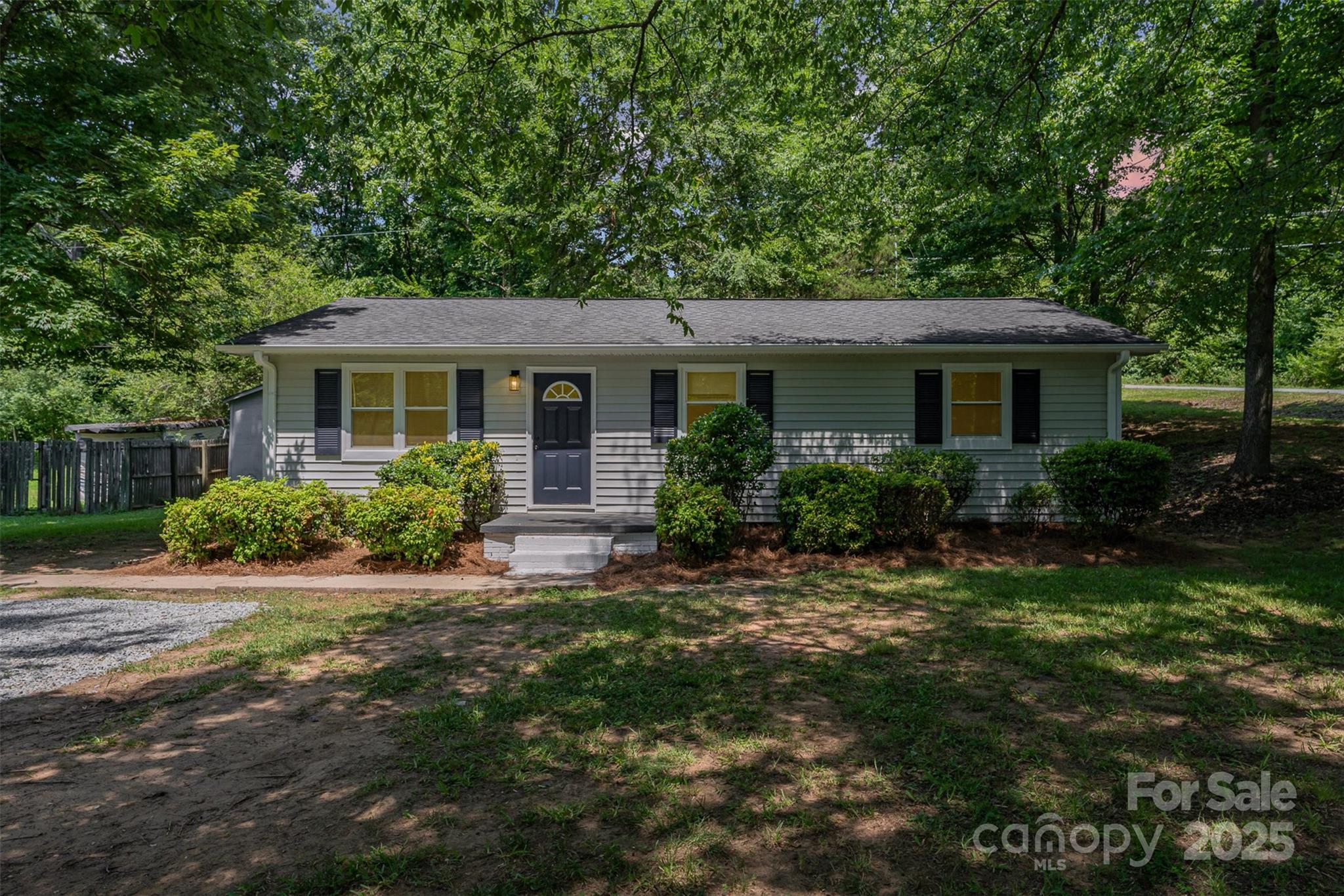 3724 Patricia Drive NW