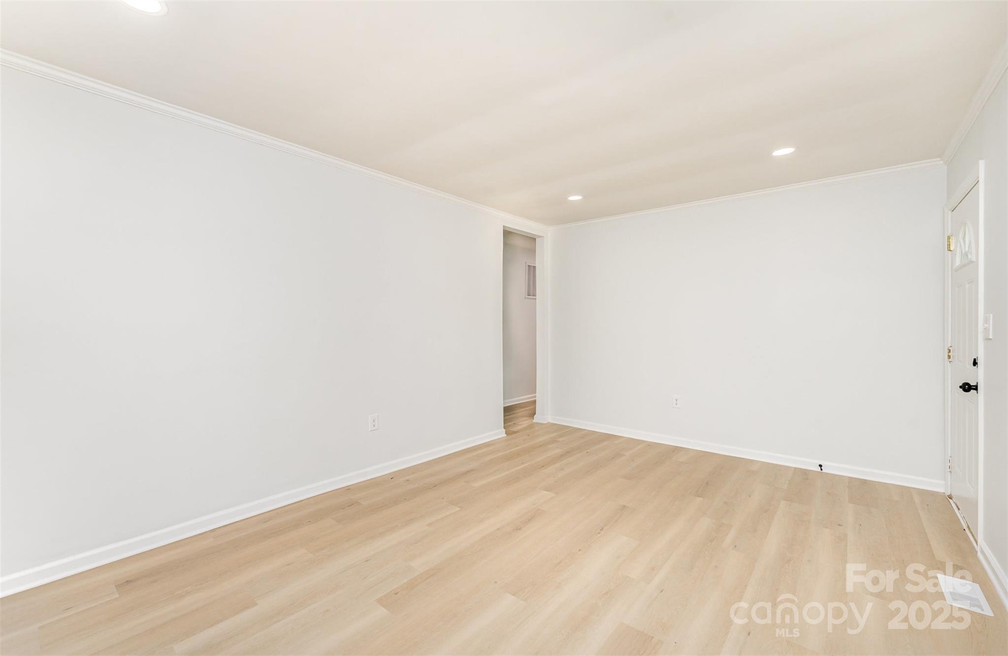 3724 Patricia Drive NW