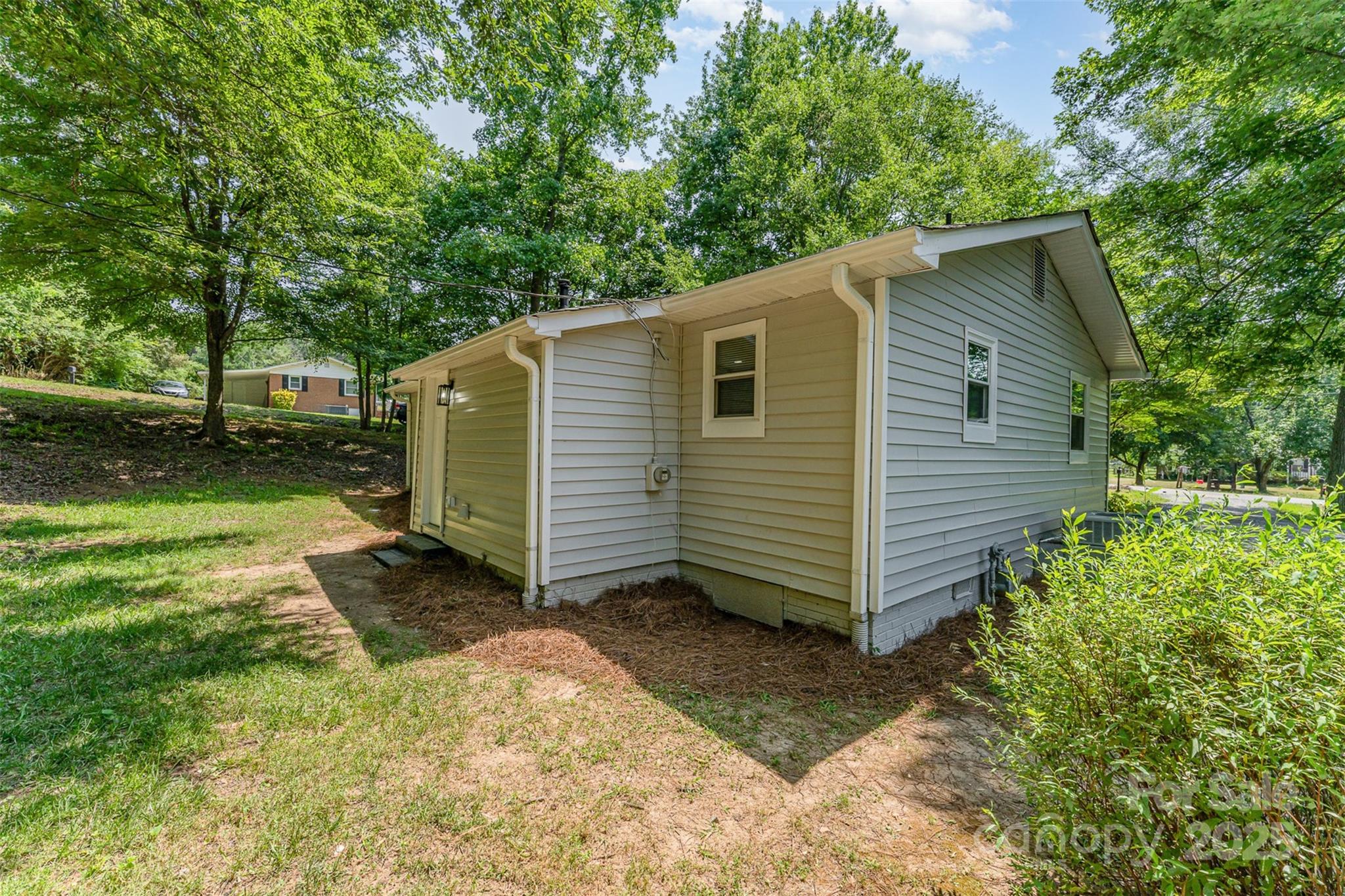 3724 Patricia Drive NW