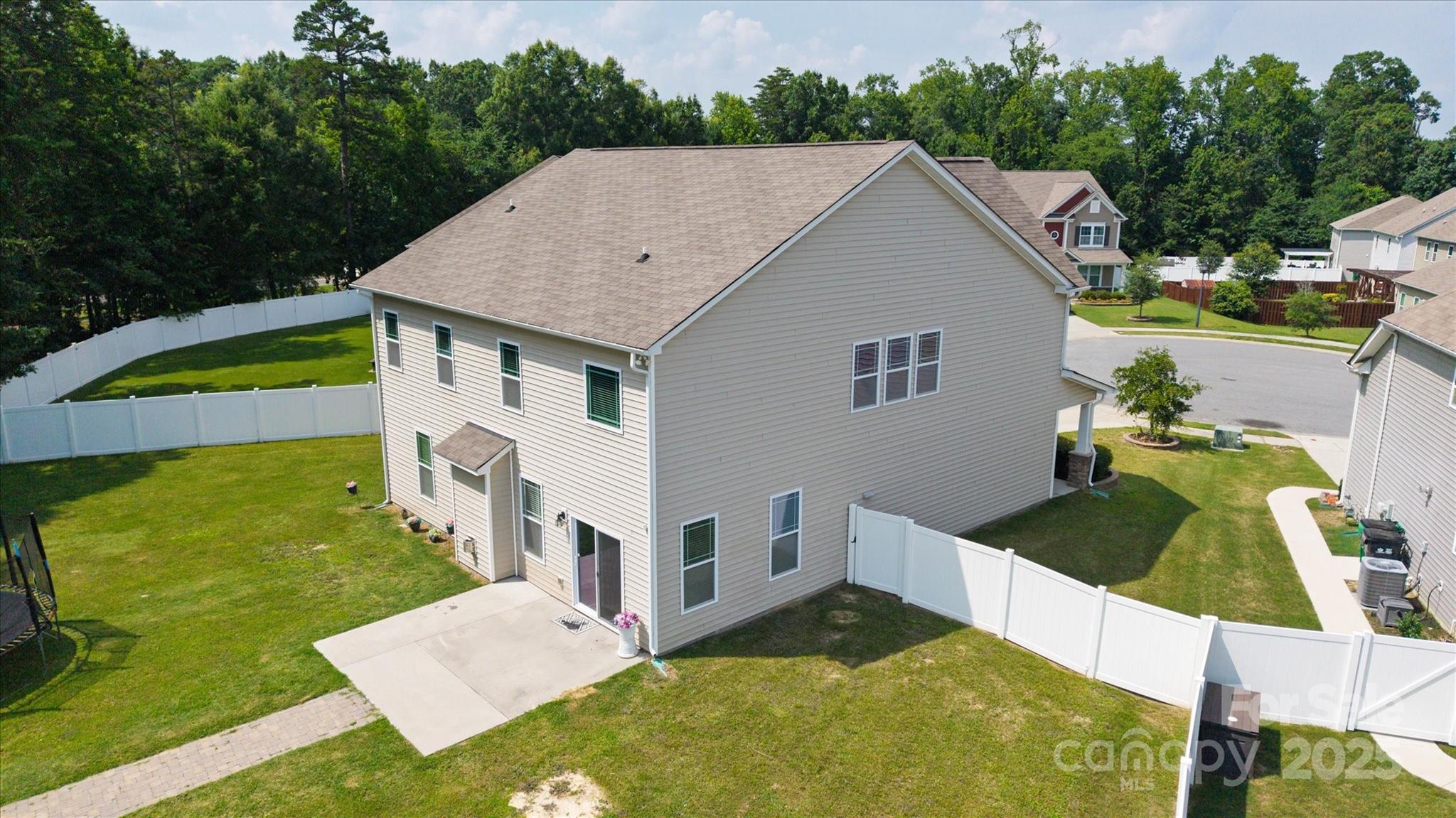 12704 Franklin Square Road