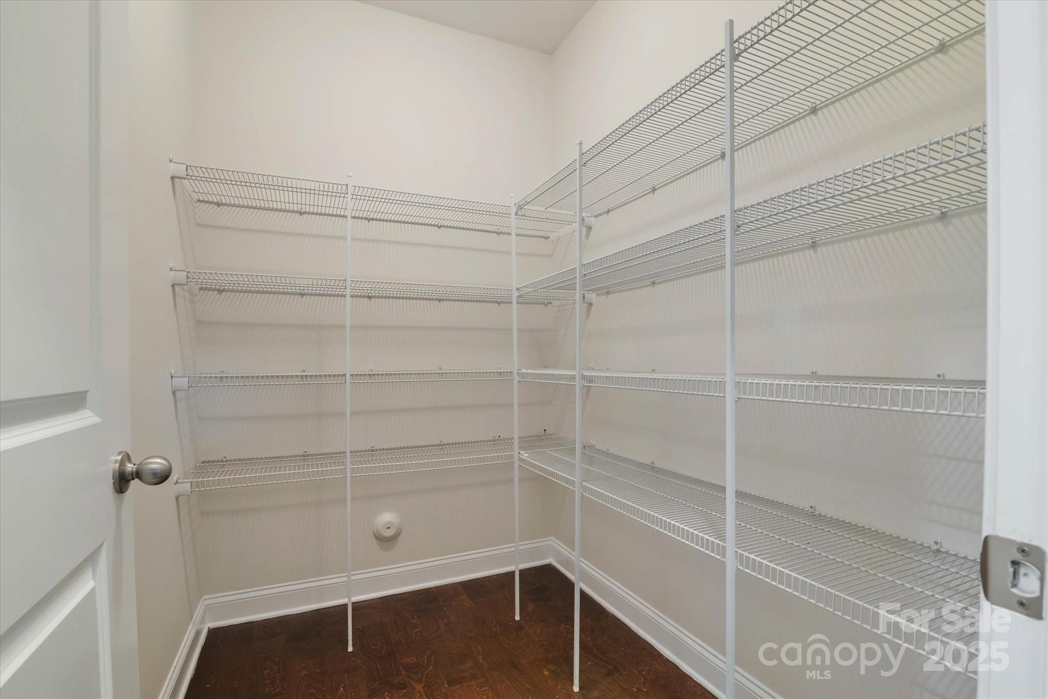 12704 Franklin Square Road