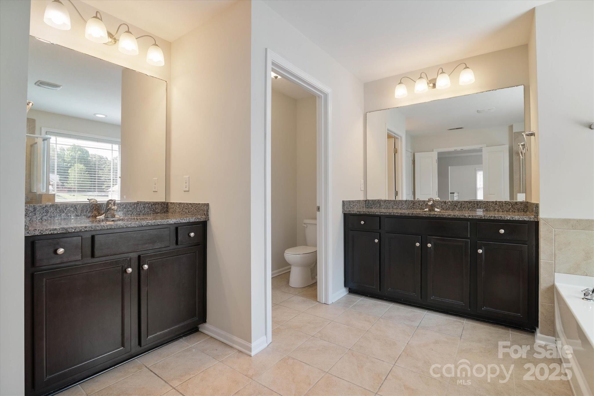 12704 Franklin Square Road