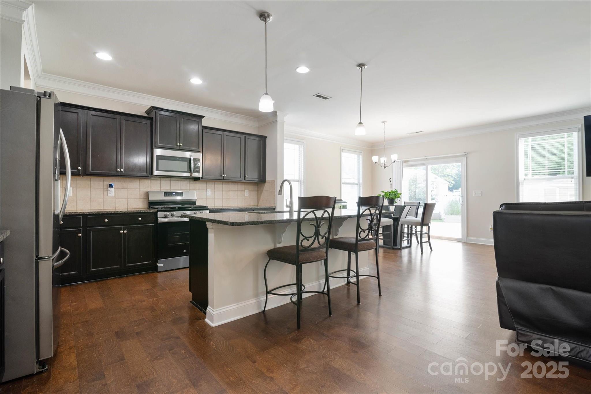 12704 Franklin Square Road