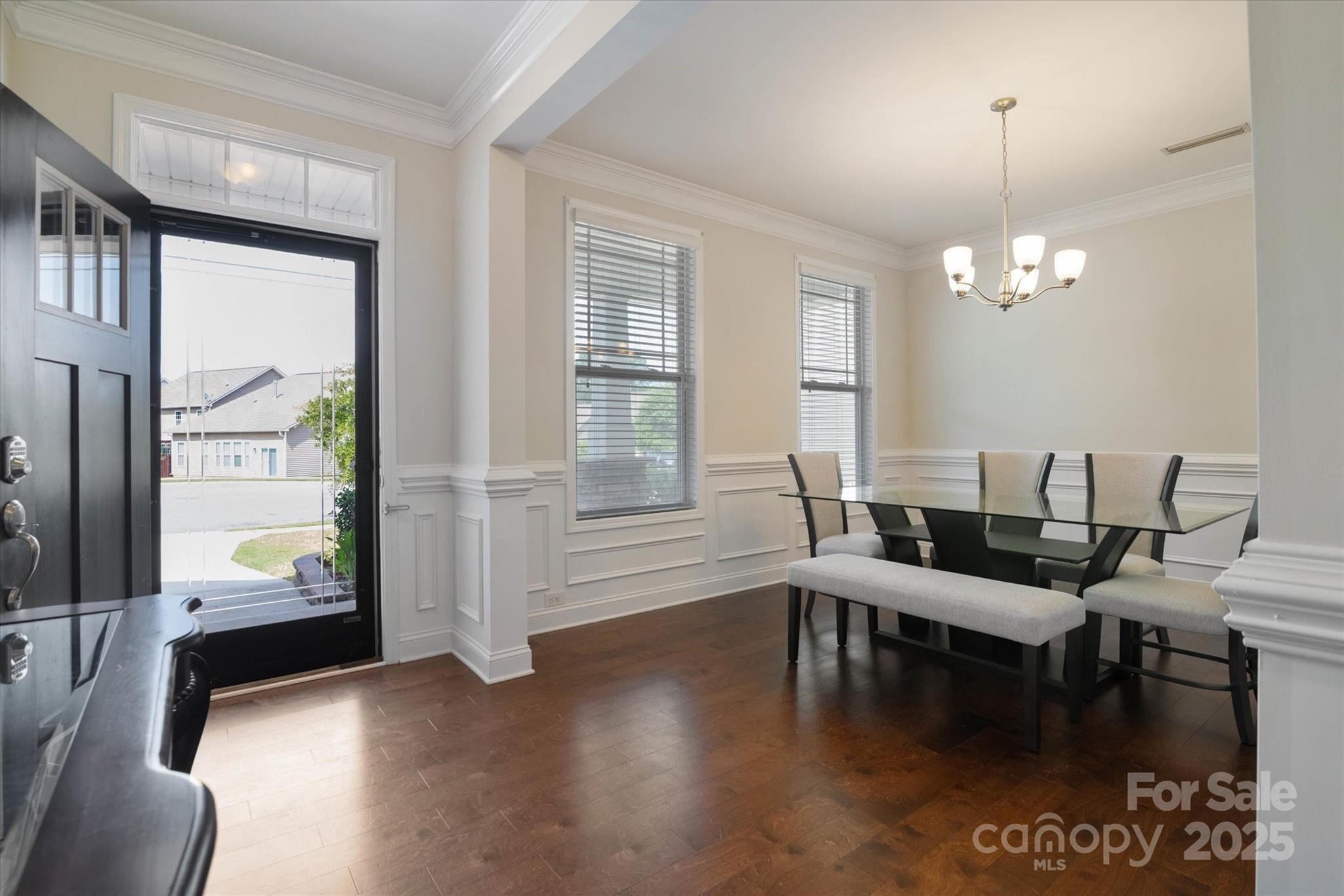 12704 Franklin Square Road