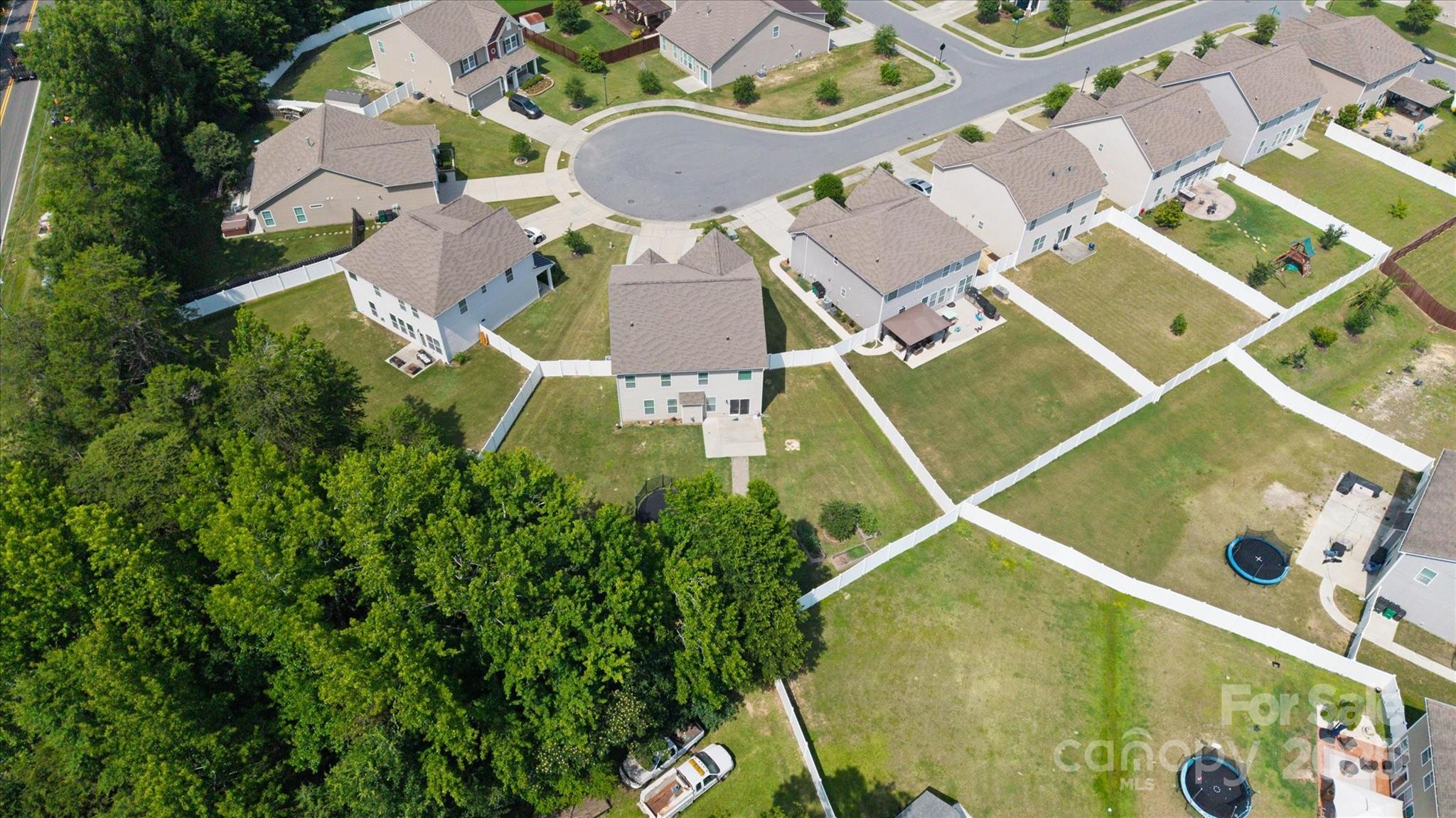 12704 Franklin Square Road