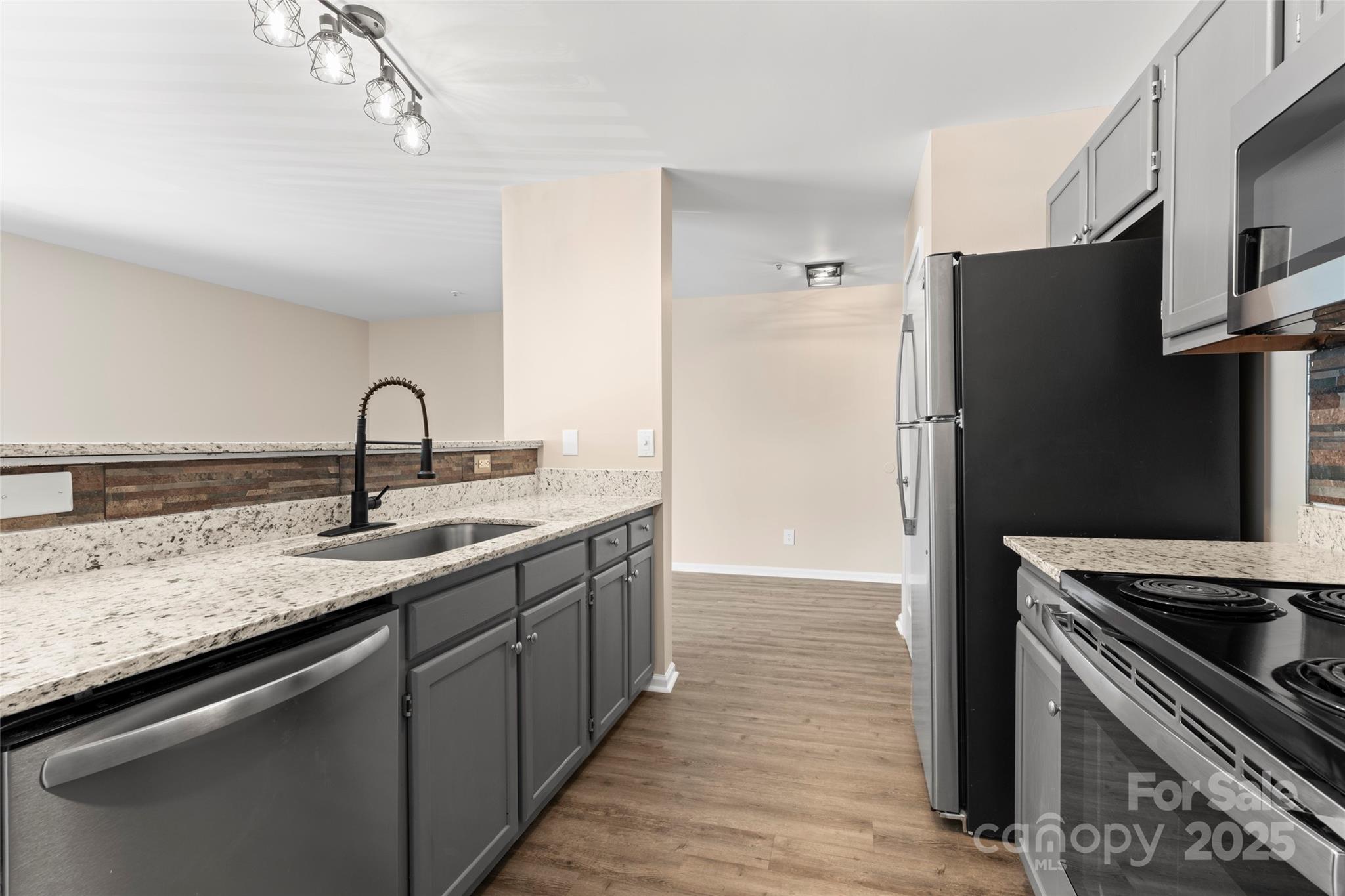 1620 #K Arlyn Circle Unit: K
