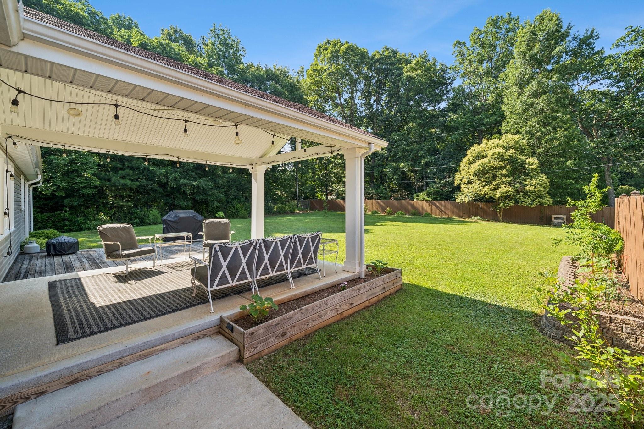 4432 Bob White Court