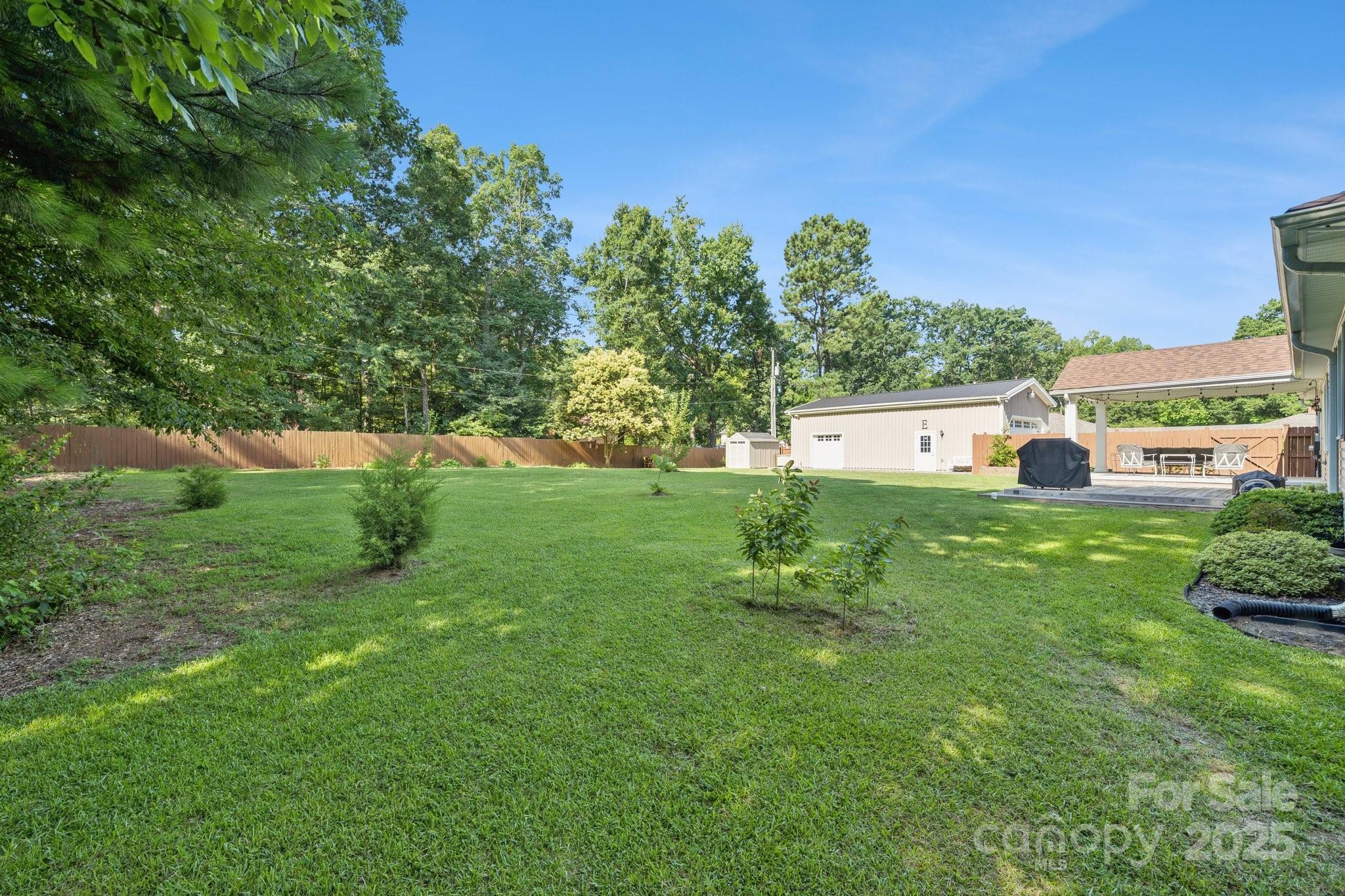 4432 Bob White Court
