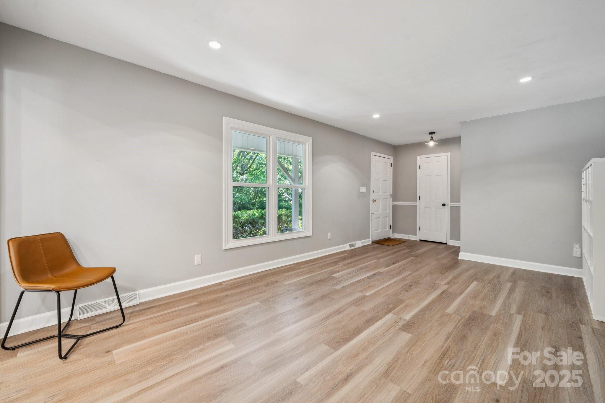 4432 Bob White Court