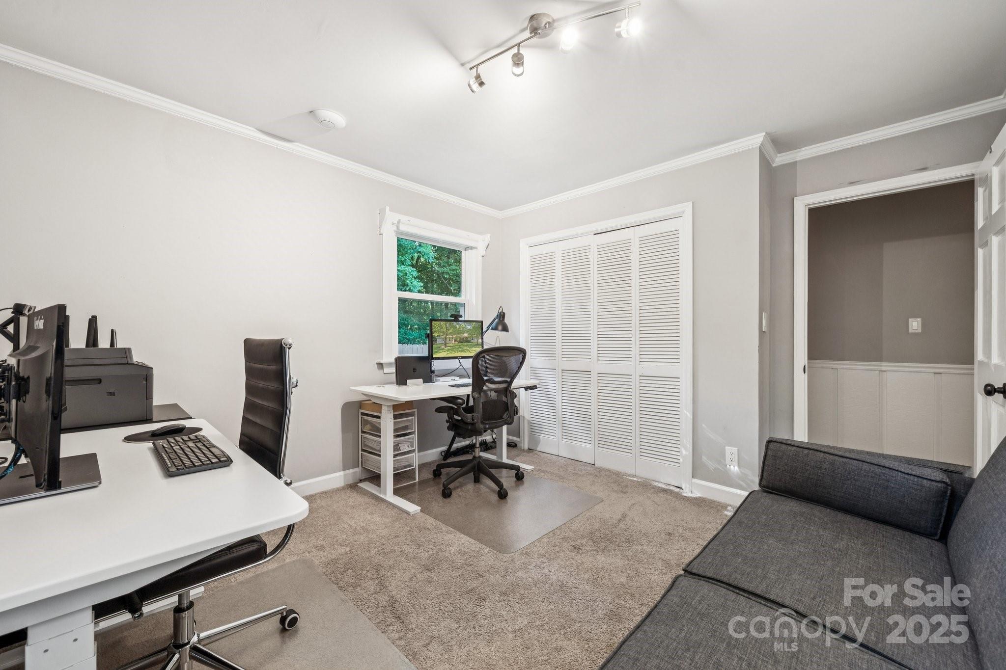 4432 Bob White Court