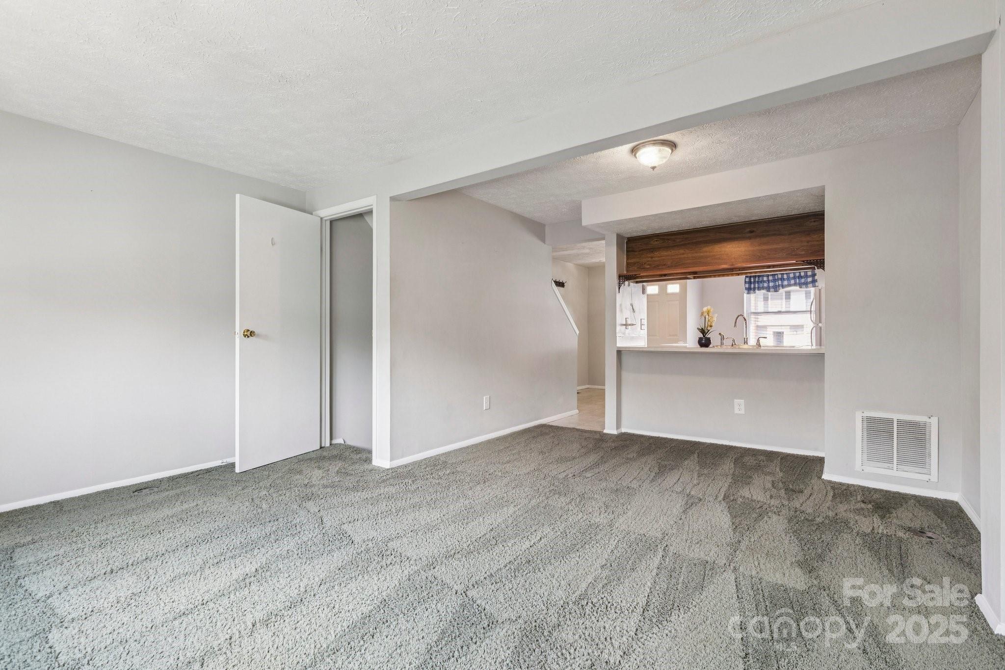 9445 Lexington Circle Unit: C