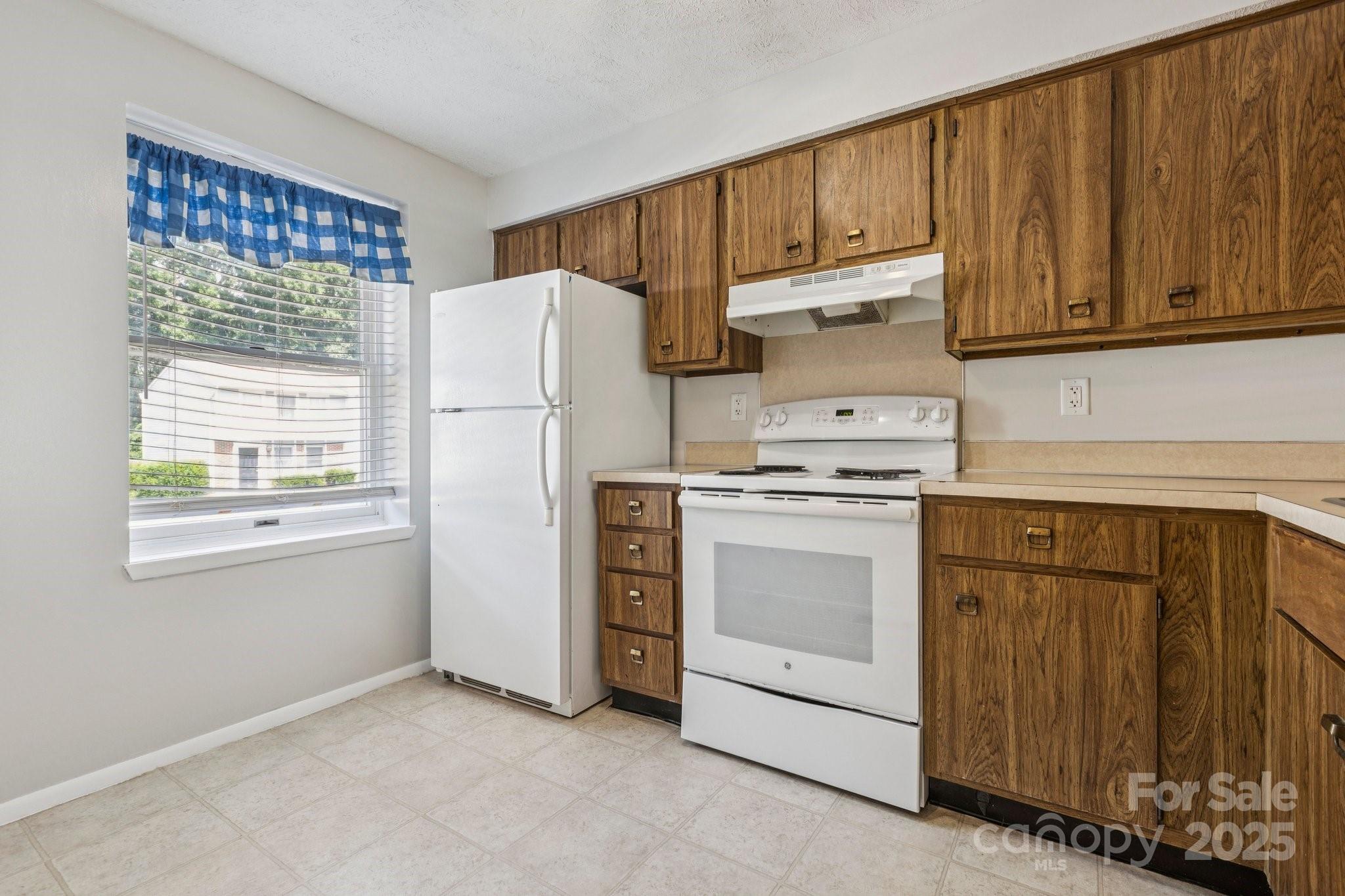 9445 Lexington Circle Unit: C