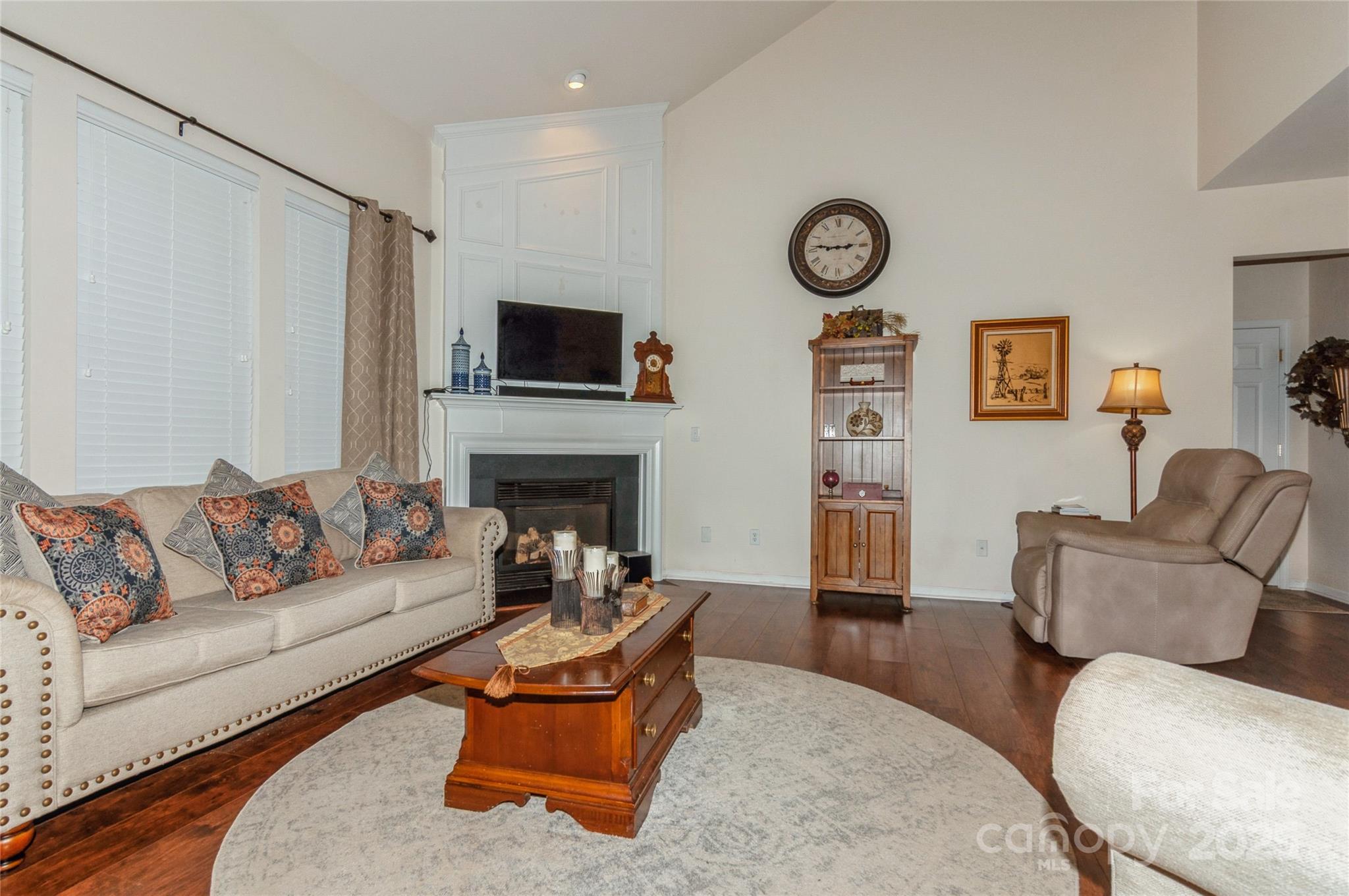 18302 Victoria Bay Drive
