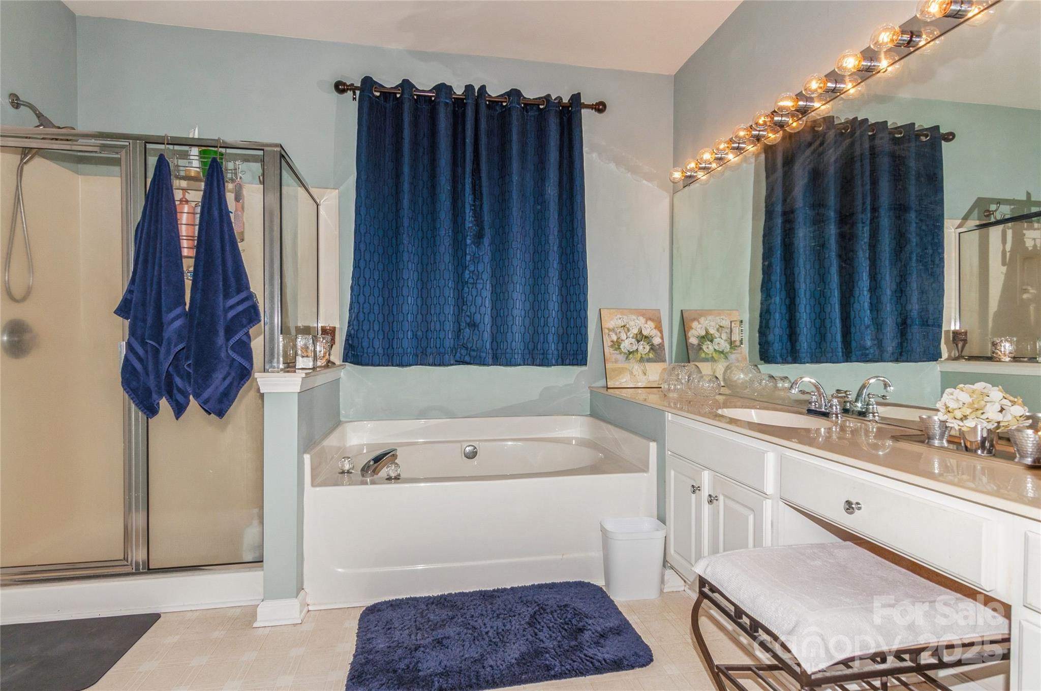18302 Victoria Bay Drive