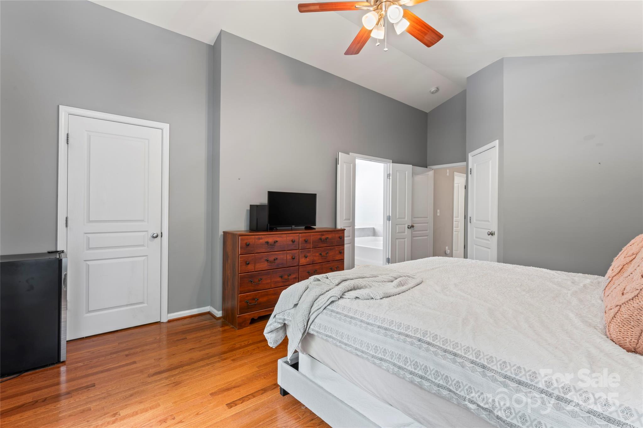 1046 Serel Drive