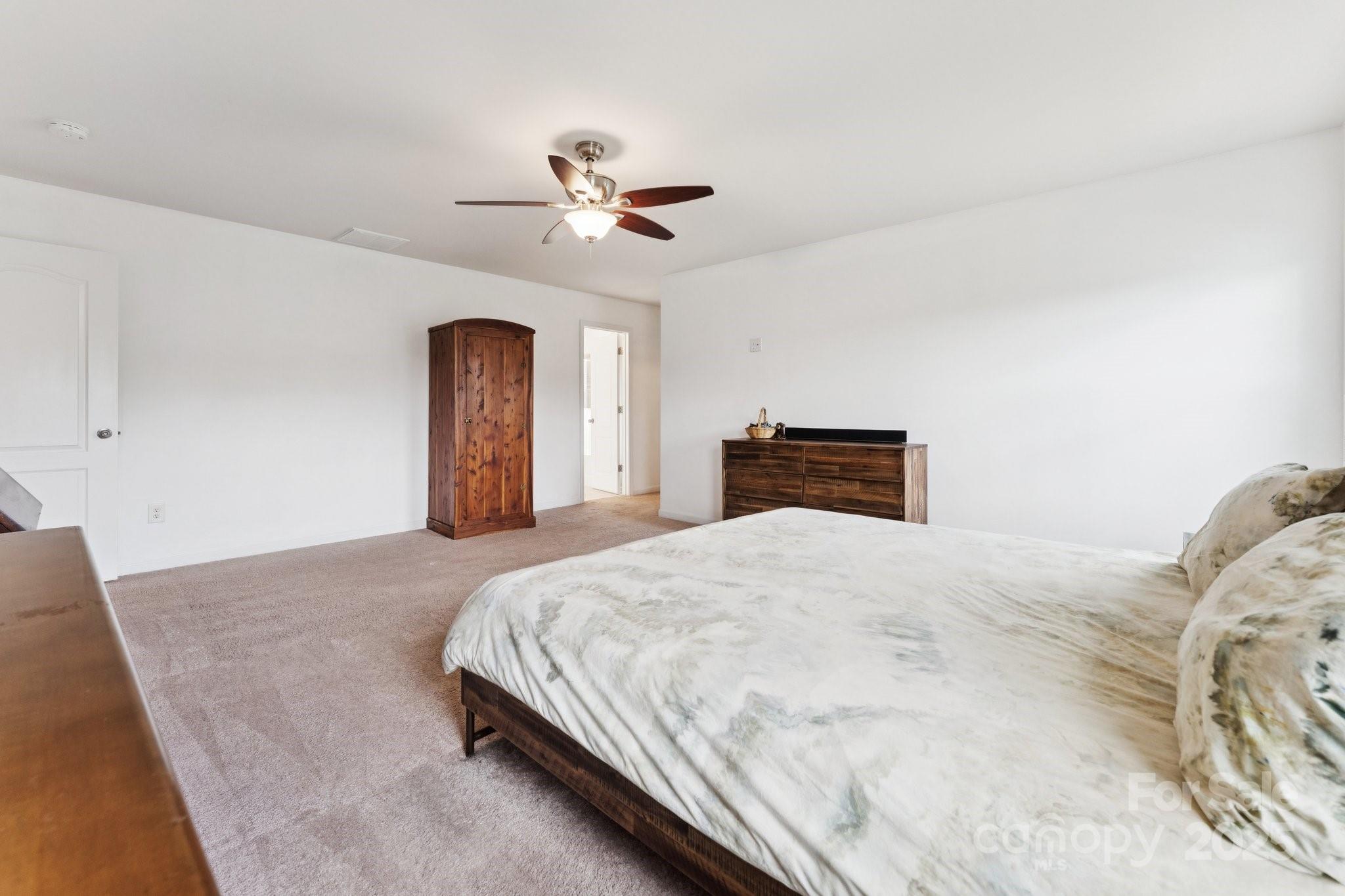 16304 Thoroughbred Trace Lane