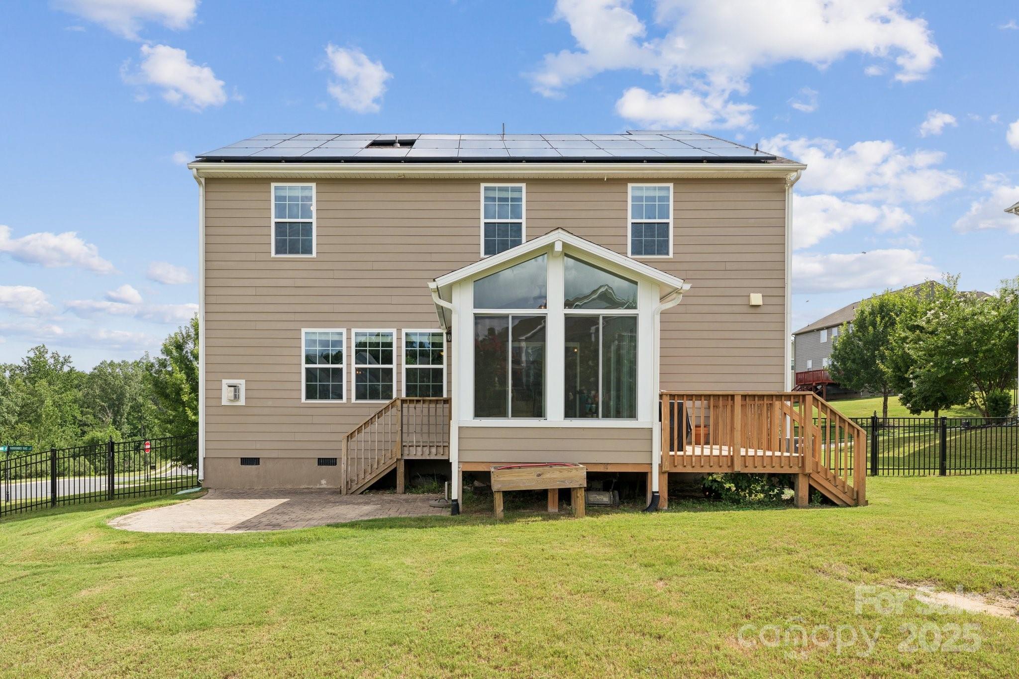 16304 Thoroughbred Trace Lane