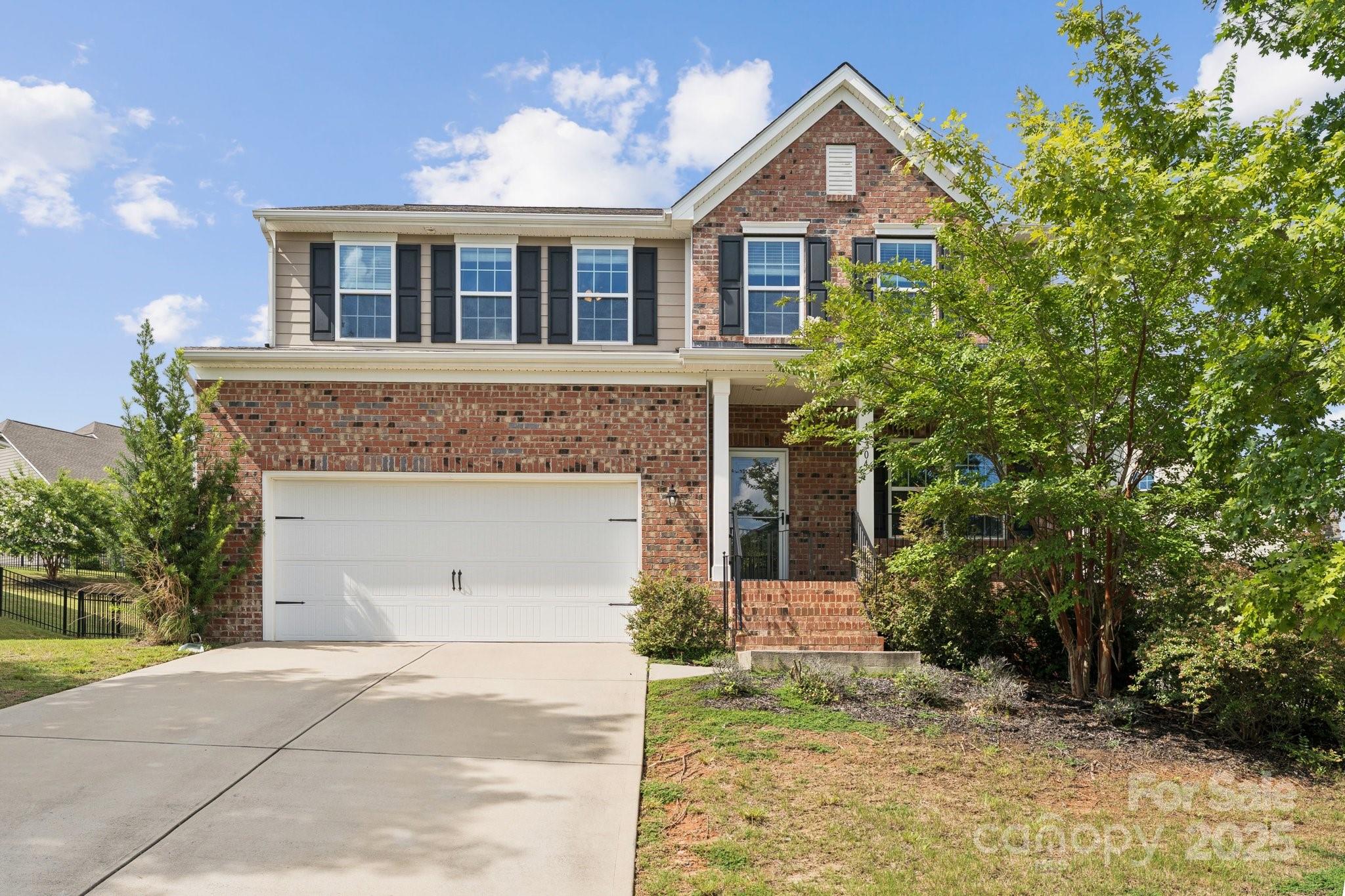 16304 Thoroughbred Trace Lane